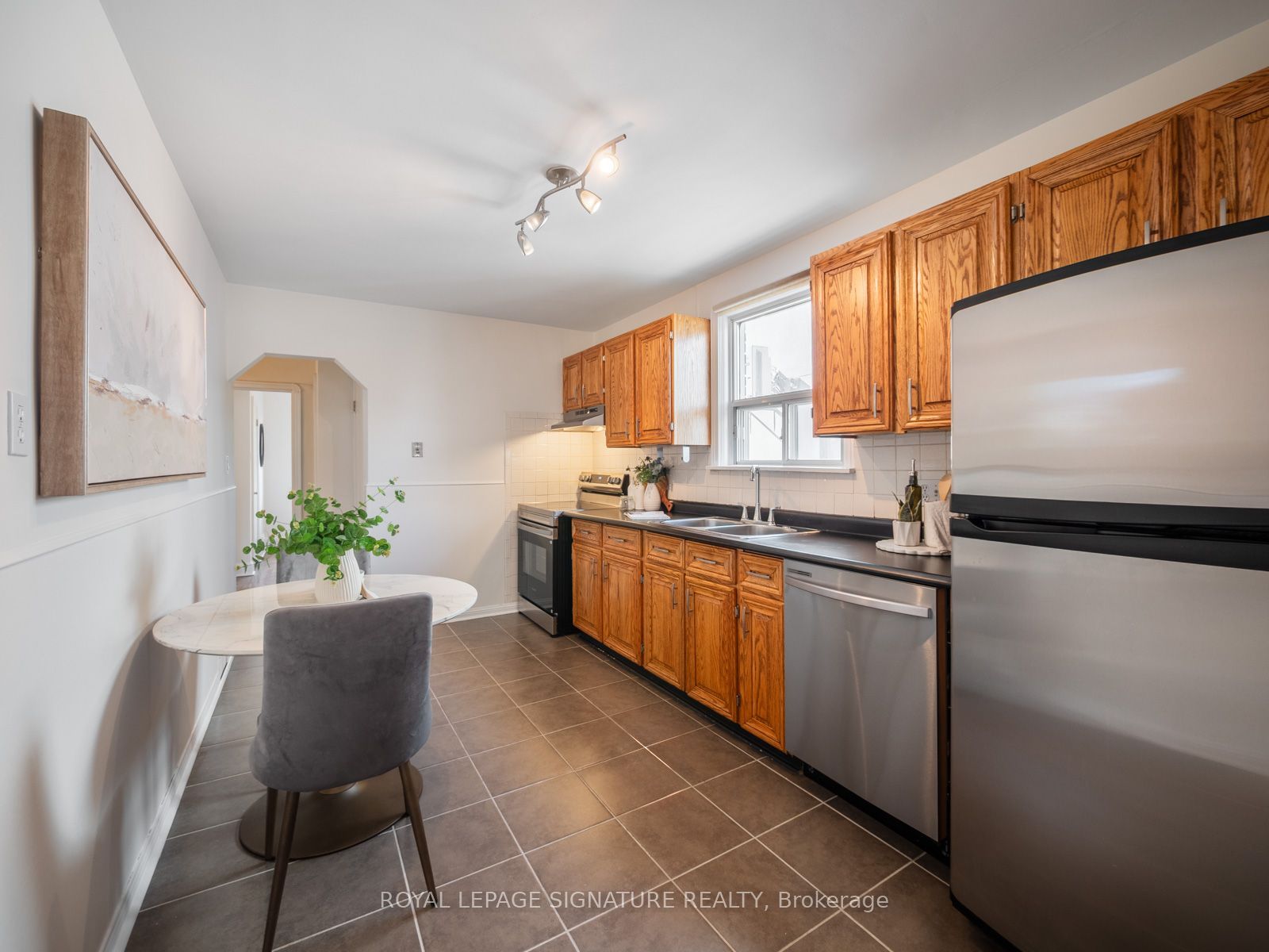 57 Yardley Avenue Property Photo 6