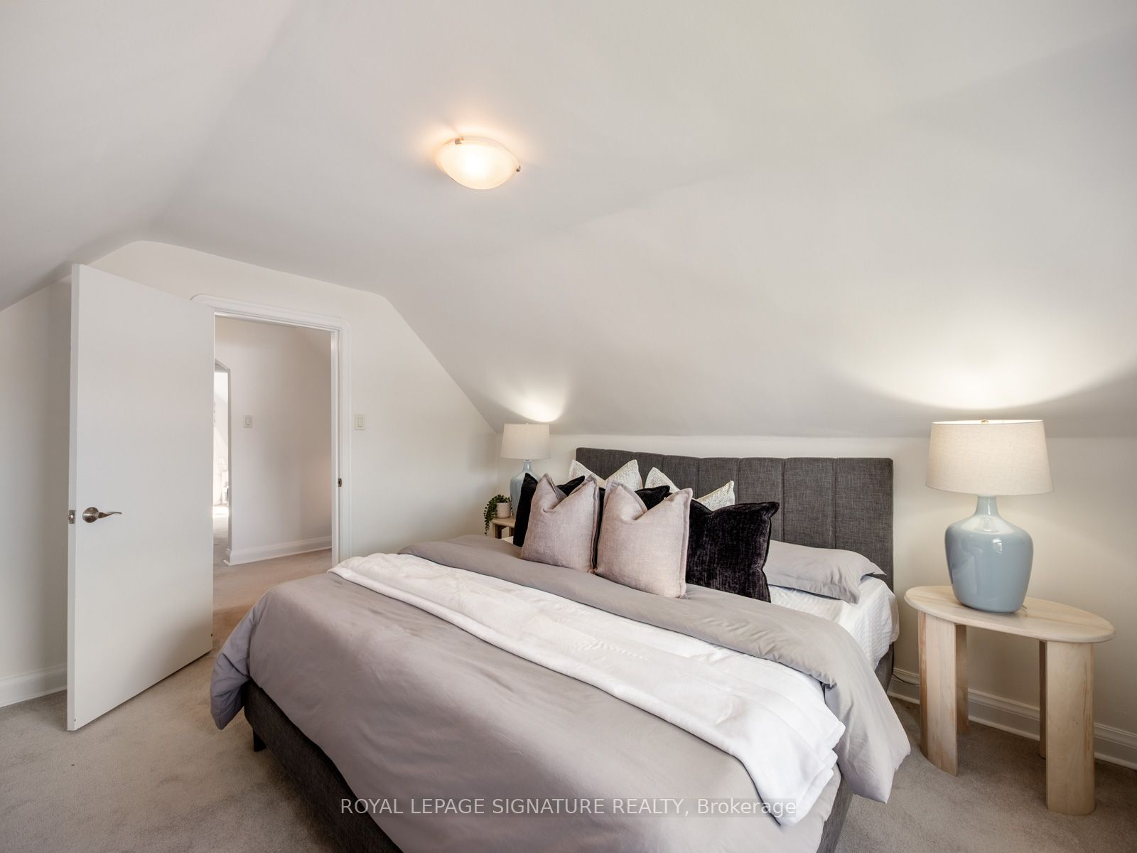 57 Yardley Avenue Property Photo 14