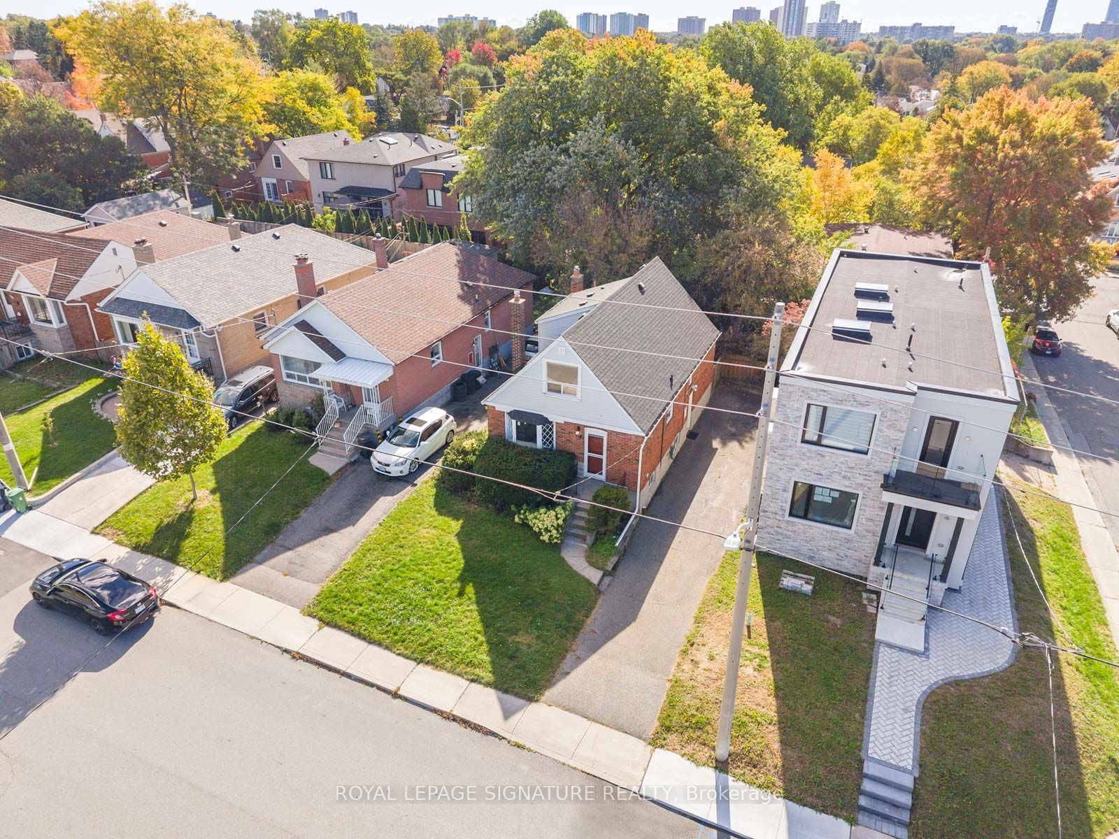 57 Yardley Avenue Property Photo 24