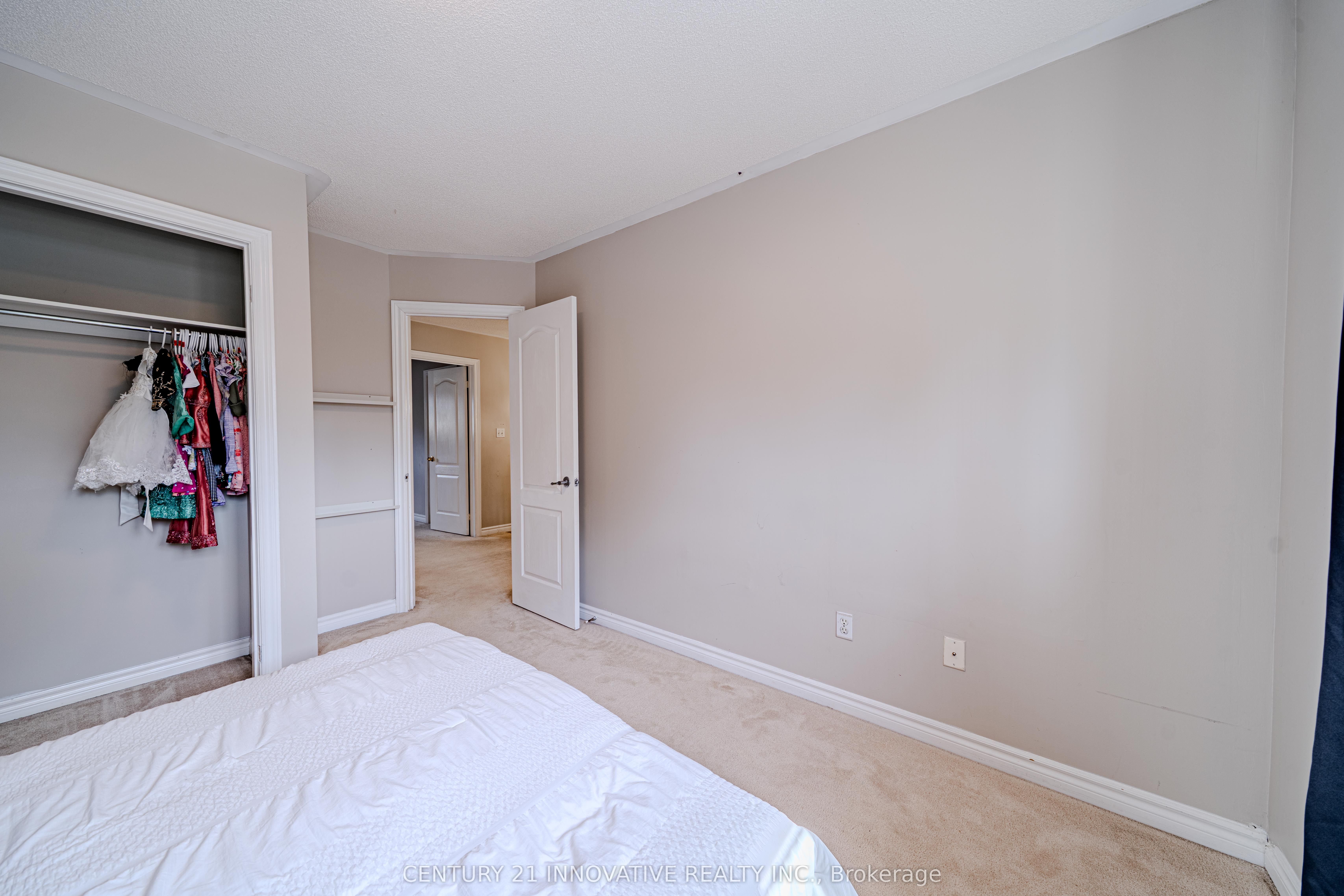 30 Castle Green Drive Property Photo 36