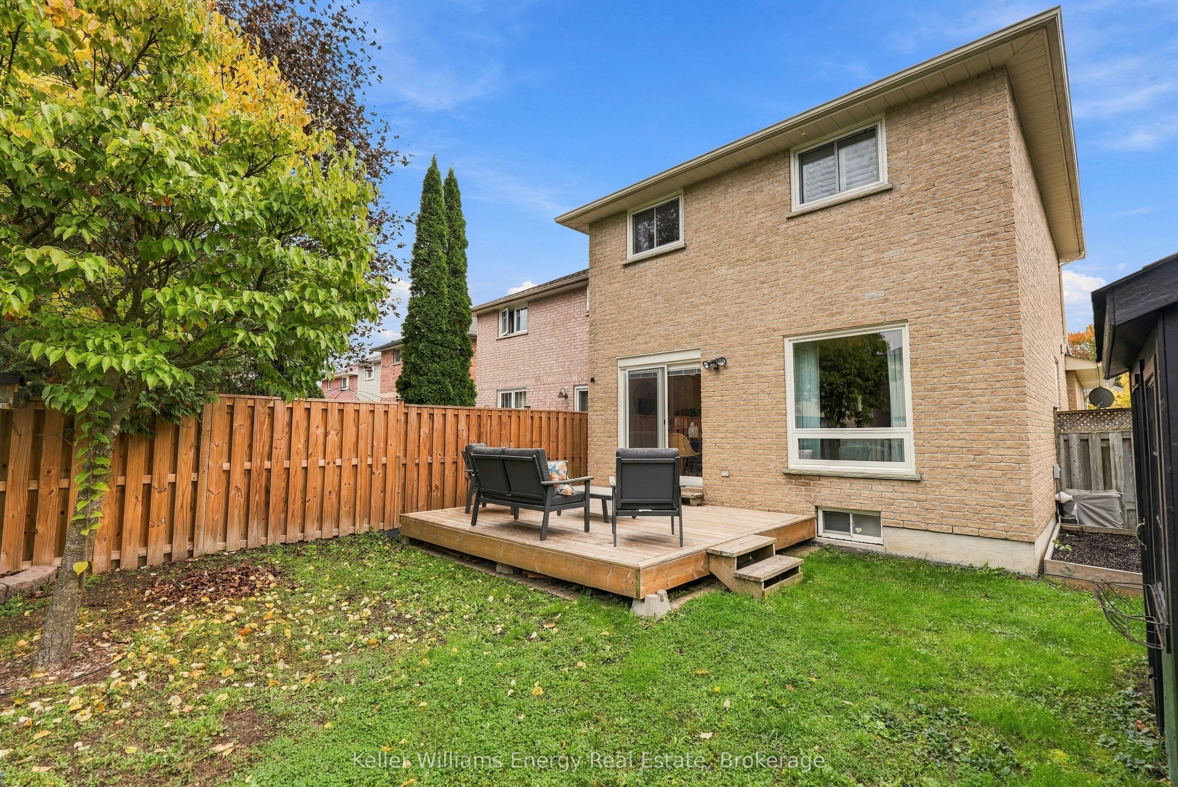 20 Caleche Avenue Property Photo 35