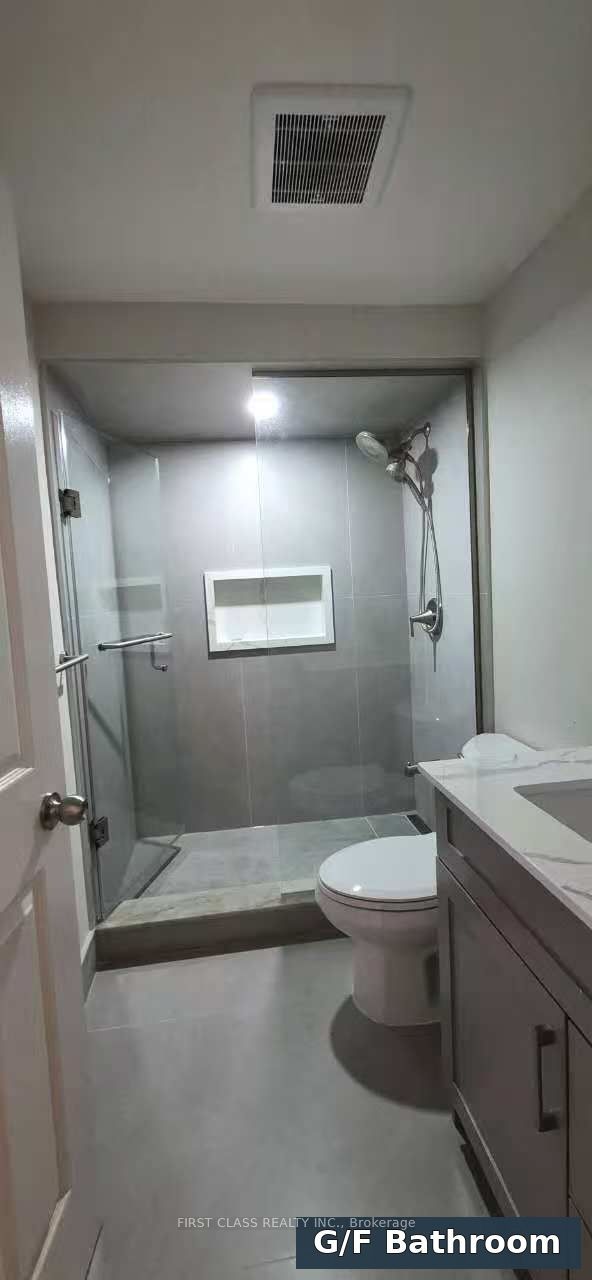 301 Rhodes Avenue Property Photo 7