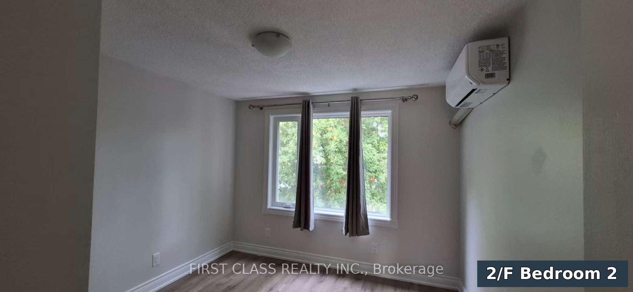 301 Rhodes Avenue Property Photo 12