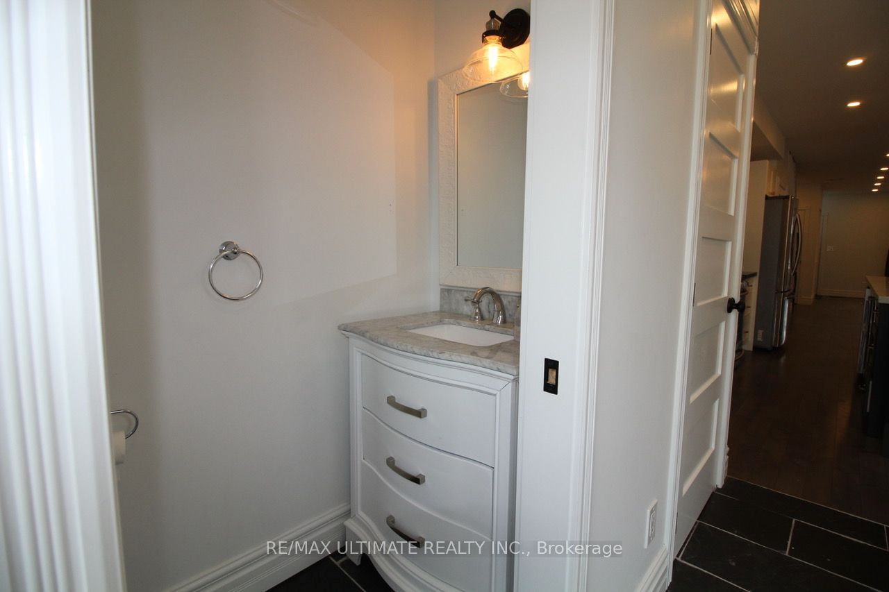 122 Boultbee Avenue Main Property Photo 3