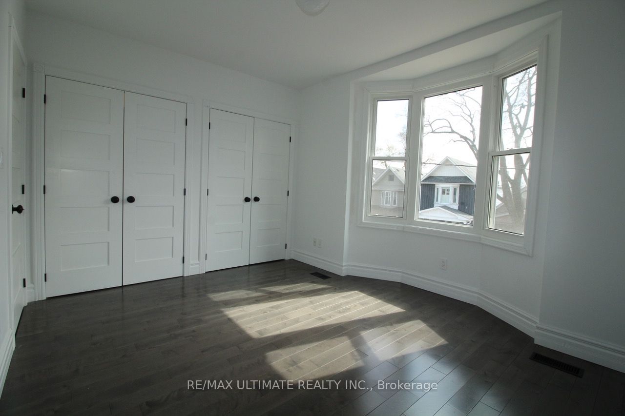 122 Boultbee Avenue Main Property Photo 8