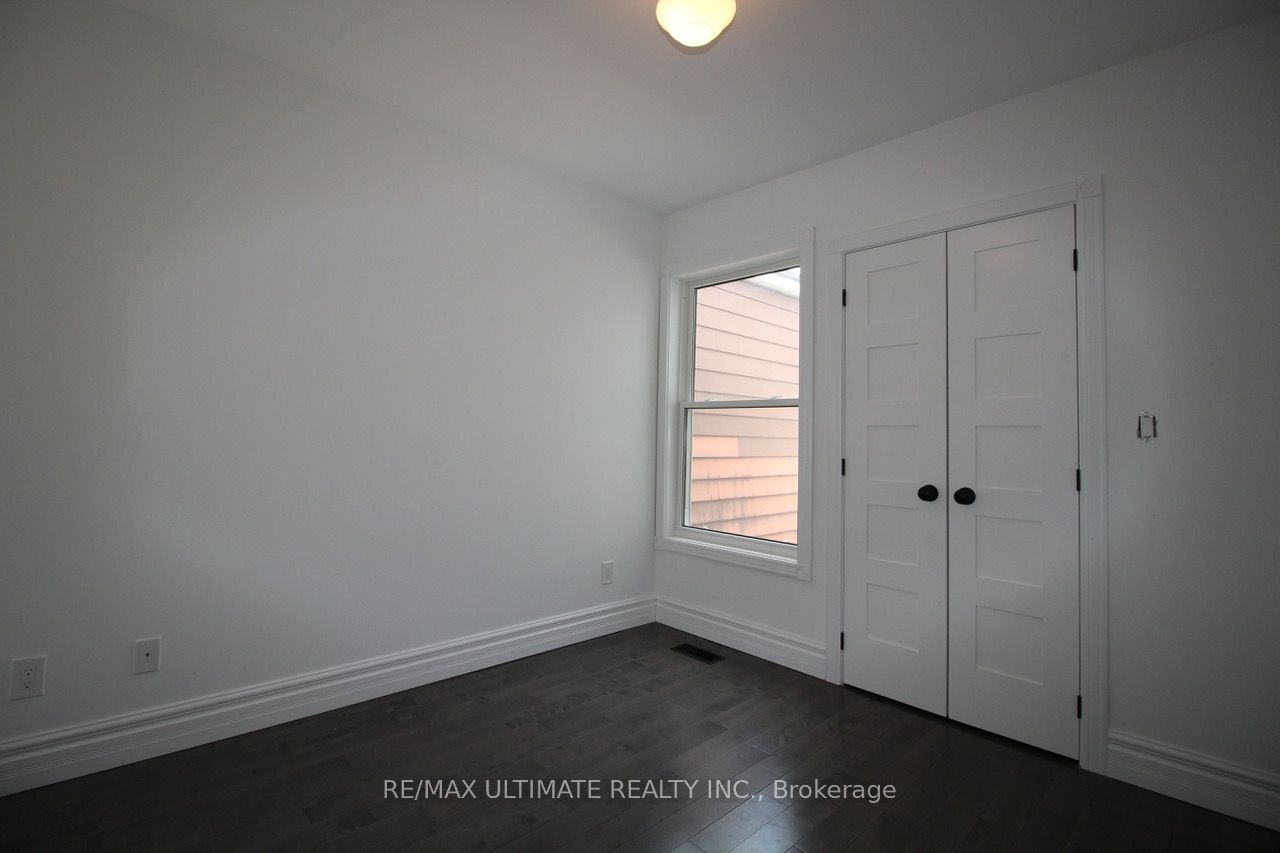 122 Boultbee Avenue Main Property Photo 11