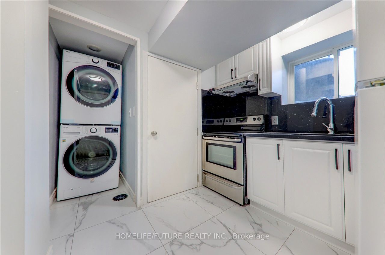 34 Oakmeadow Boulevard Bsmt Property Photo 5