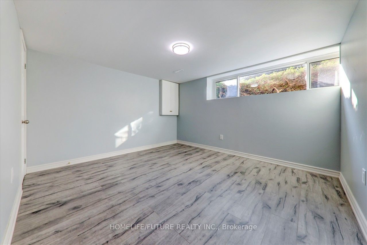 34 Oakmeadow Boulevard Bsmt Property Photo 10