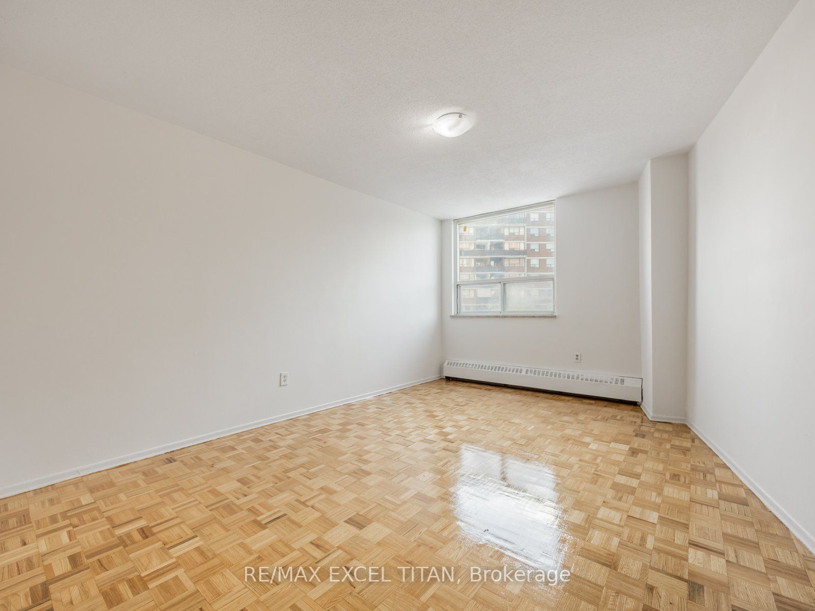 1385 Midland Avenue 801 Property Photo 10