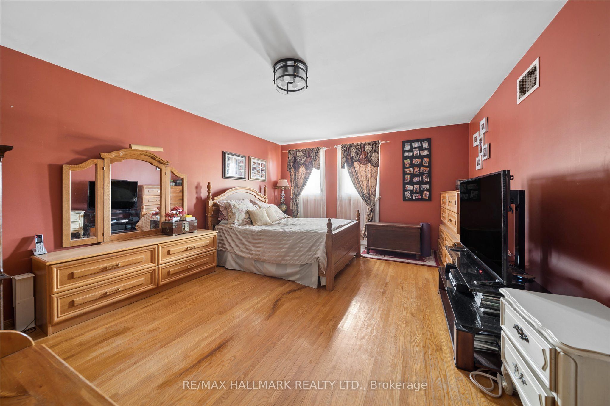 16 Ascolda Boulevard Property Photo 20