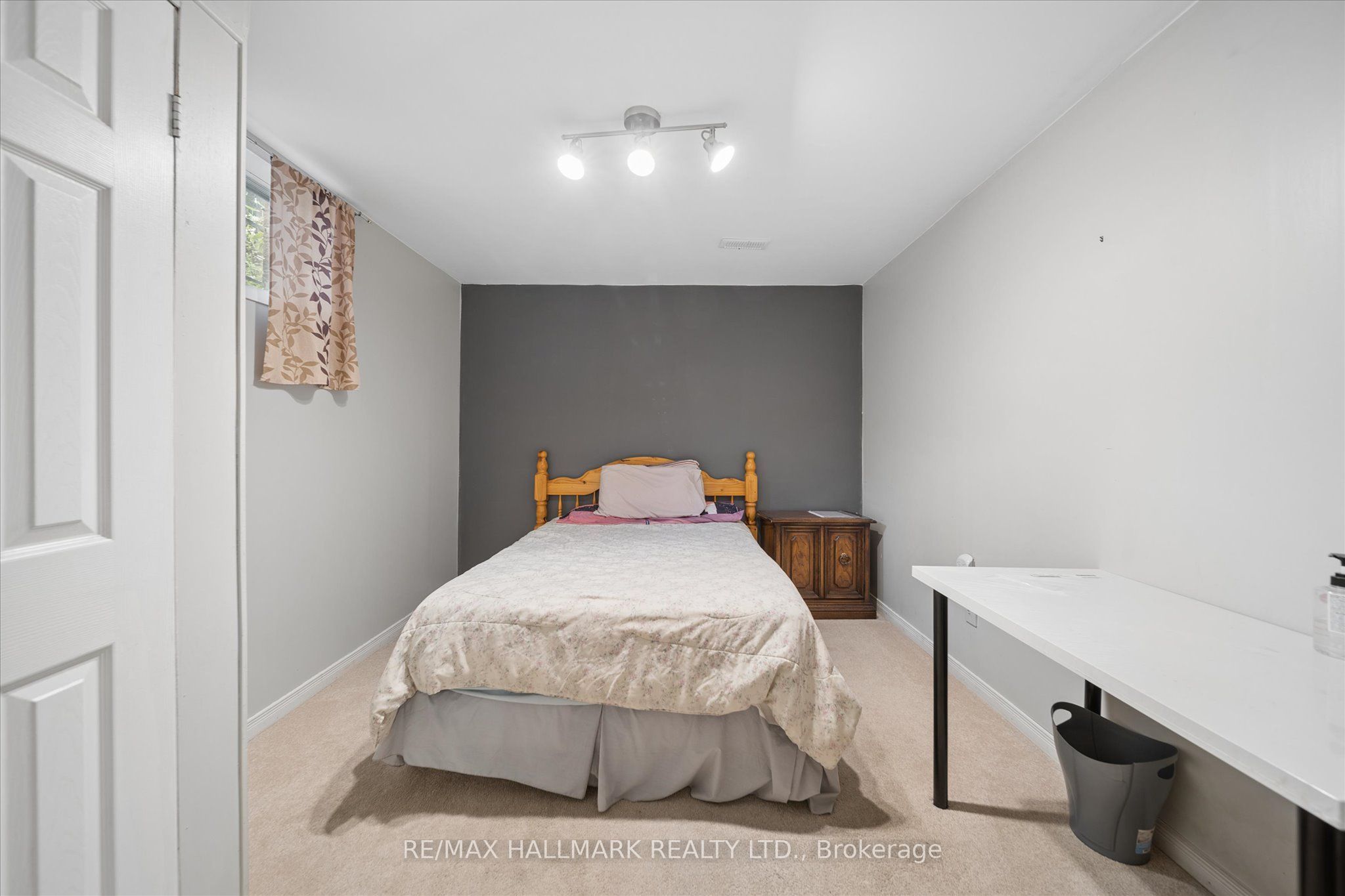 16 Ascolda Boulevard Property Photo 34