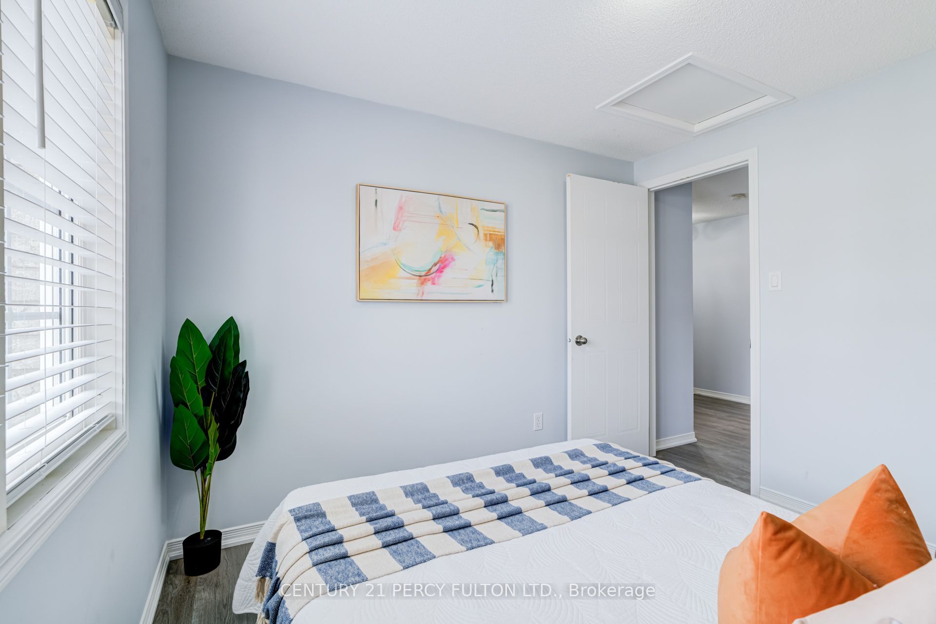 1842 Dalhousie Crescent Property Photo 25