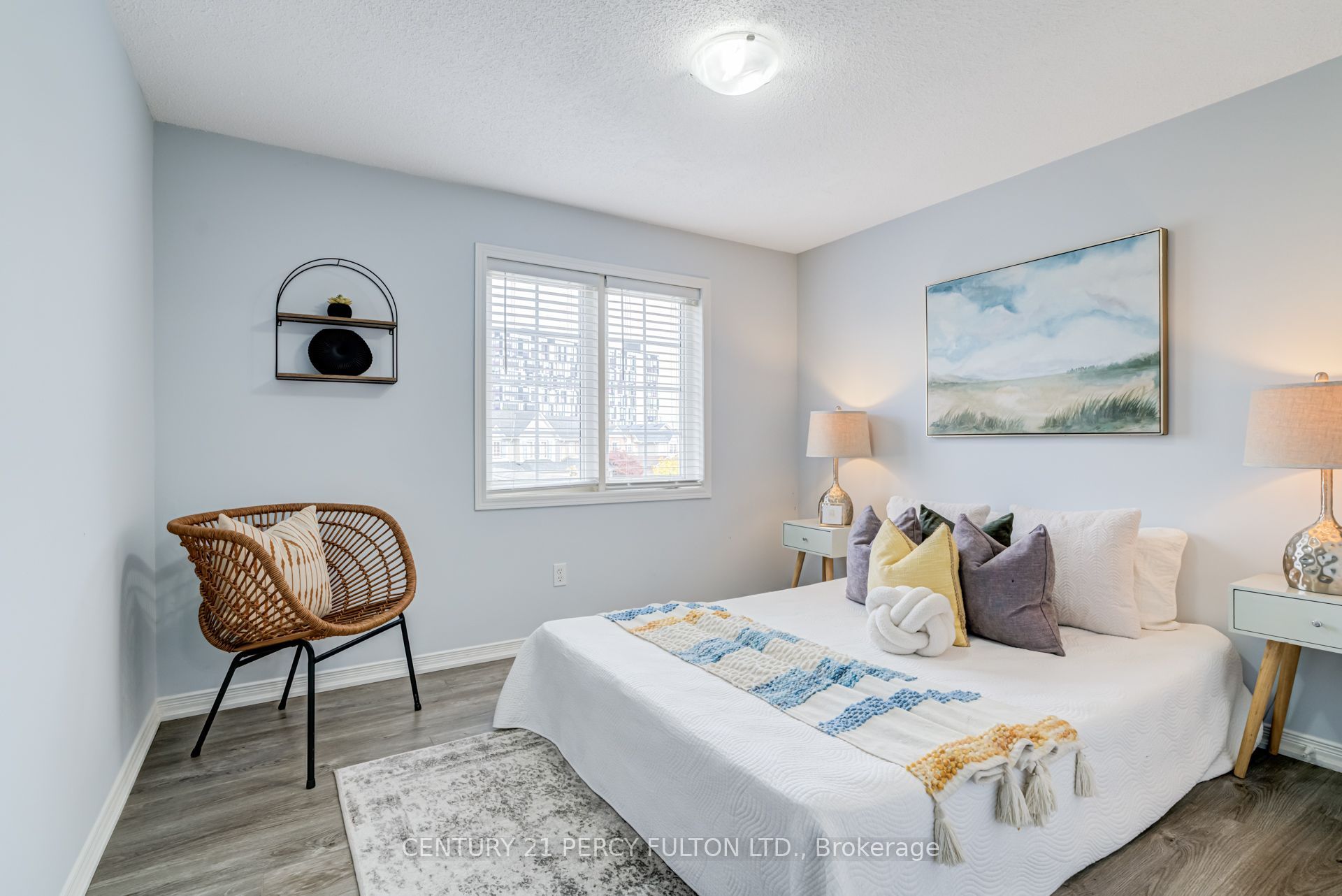 1842 Dalhousie Crescent Property Photo 26