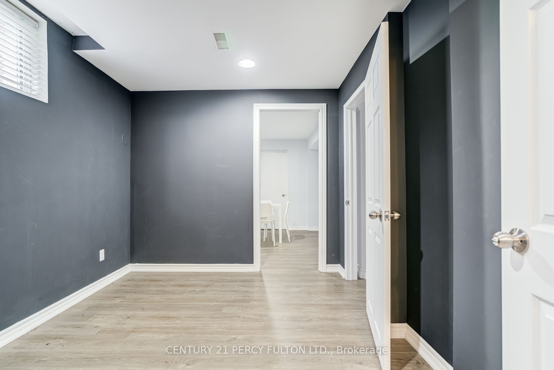 1842 Dalhousie Crescent Property Photo 32