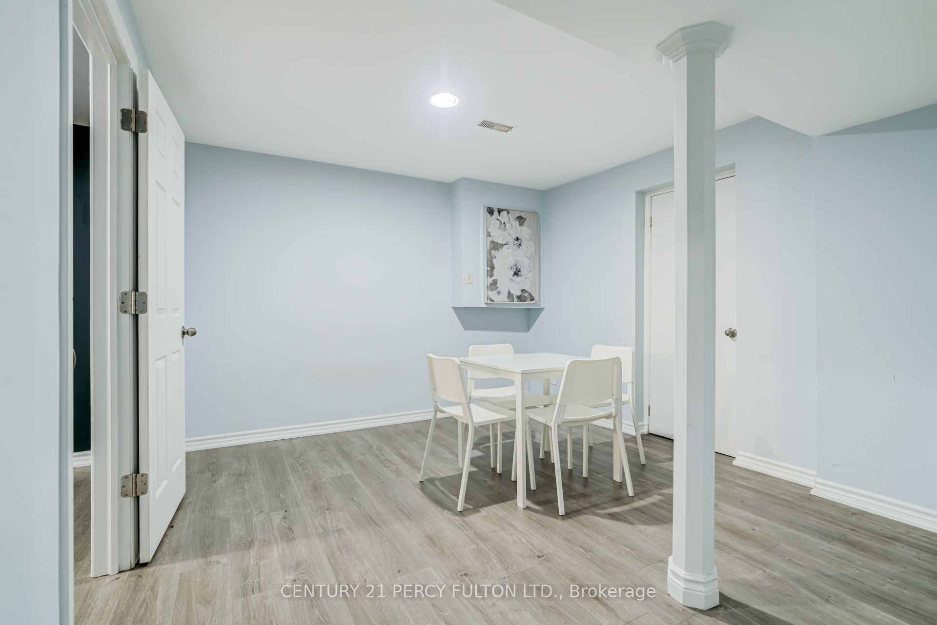 1842 Dalhousie Crescent Property Photo 35
