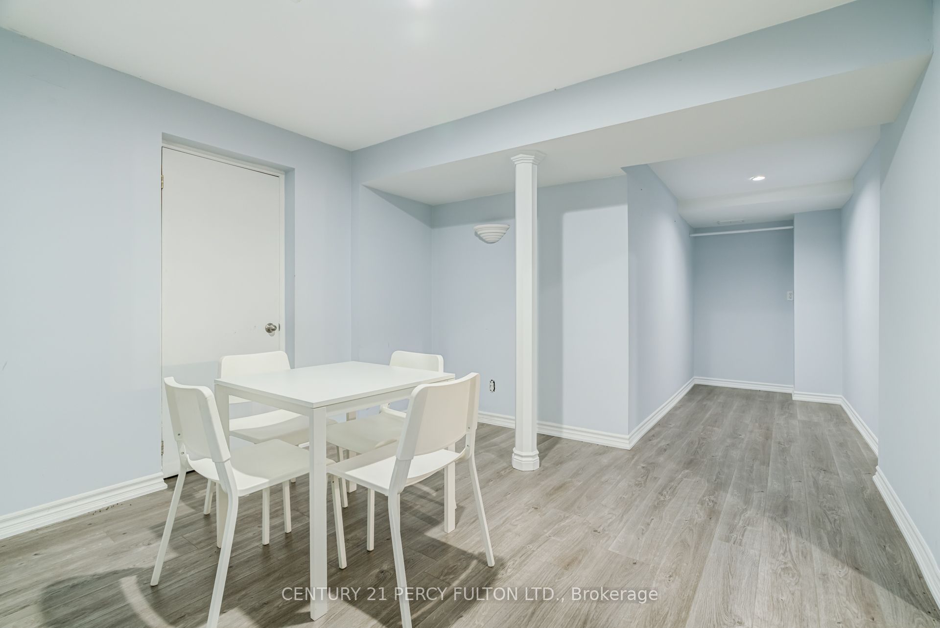 1842 Dalhousie Crescent Property Photo 36