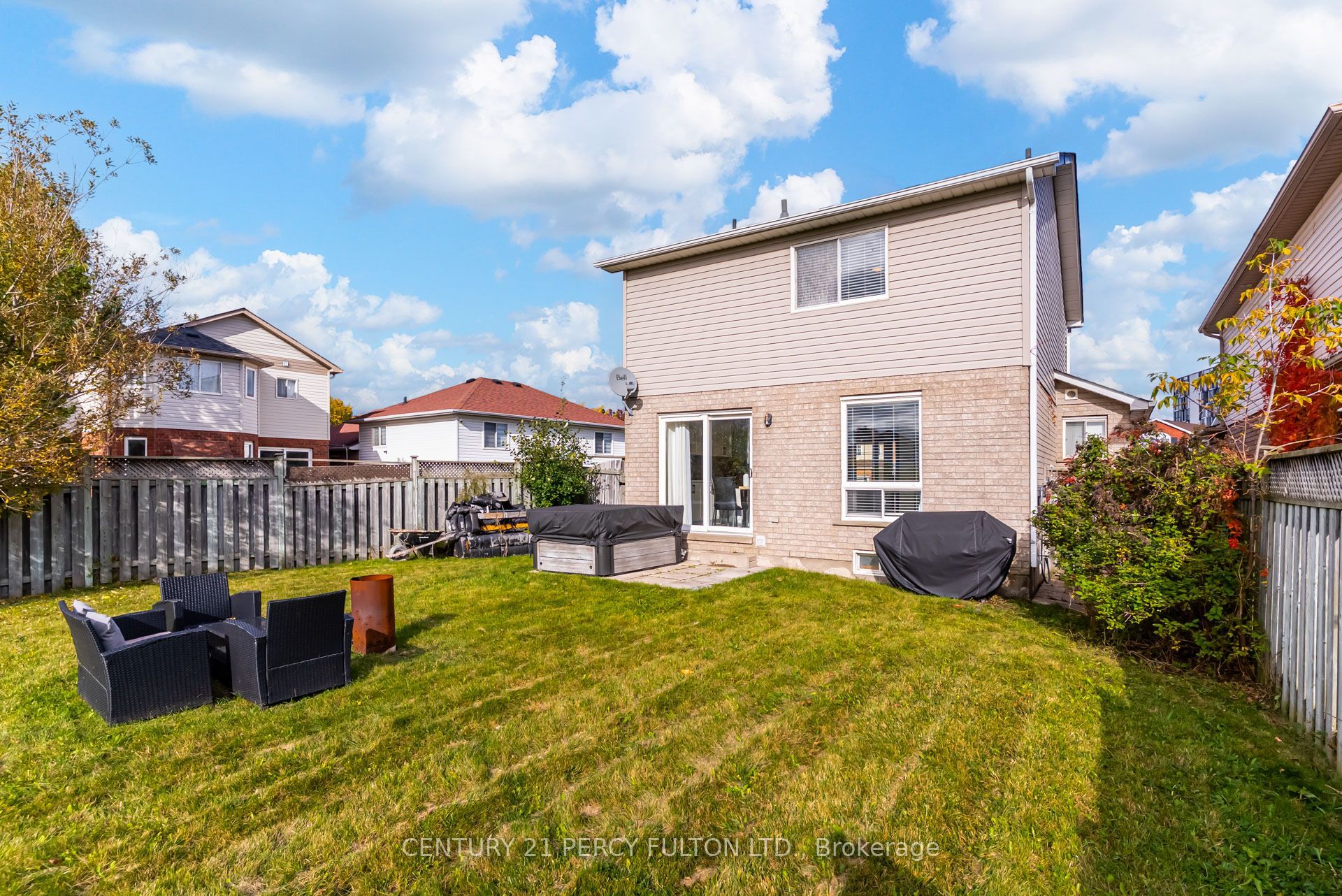 1842 Dalhousie Crescent Property Photo 42