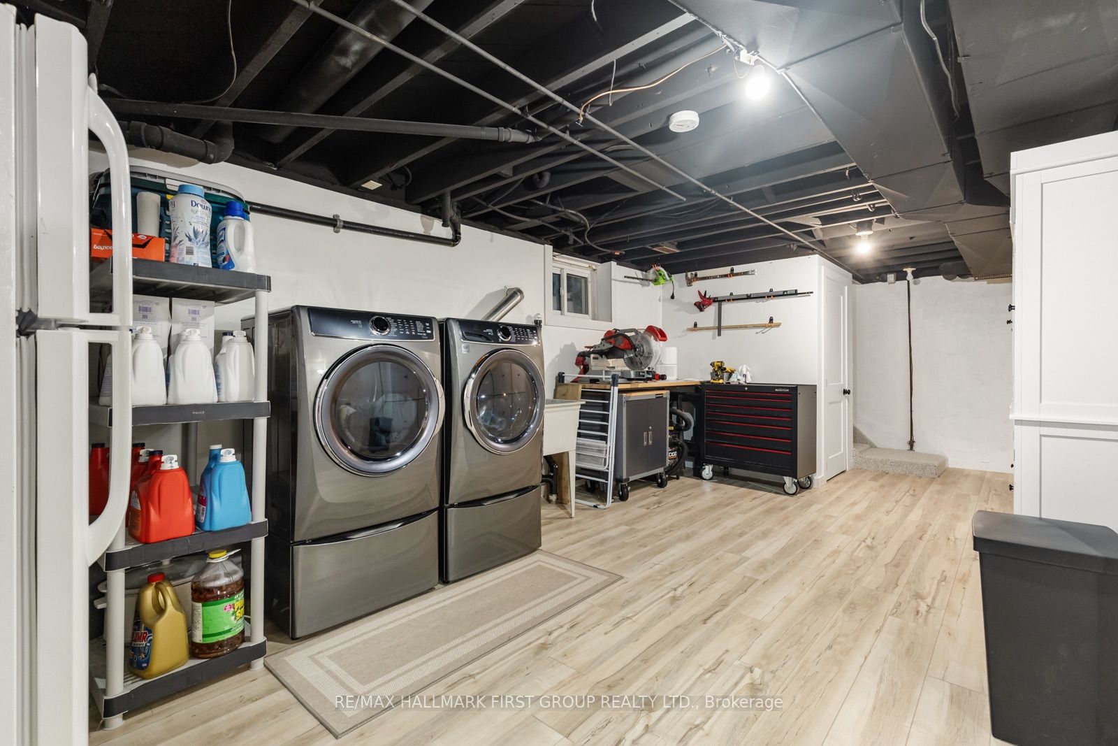28 Forest Road Property Photo 16