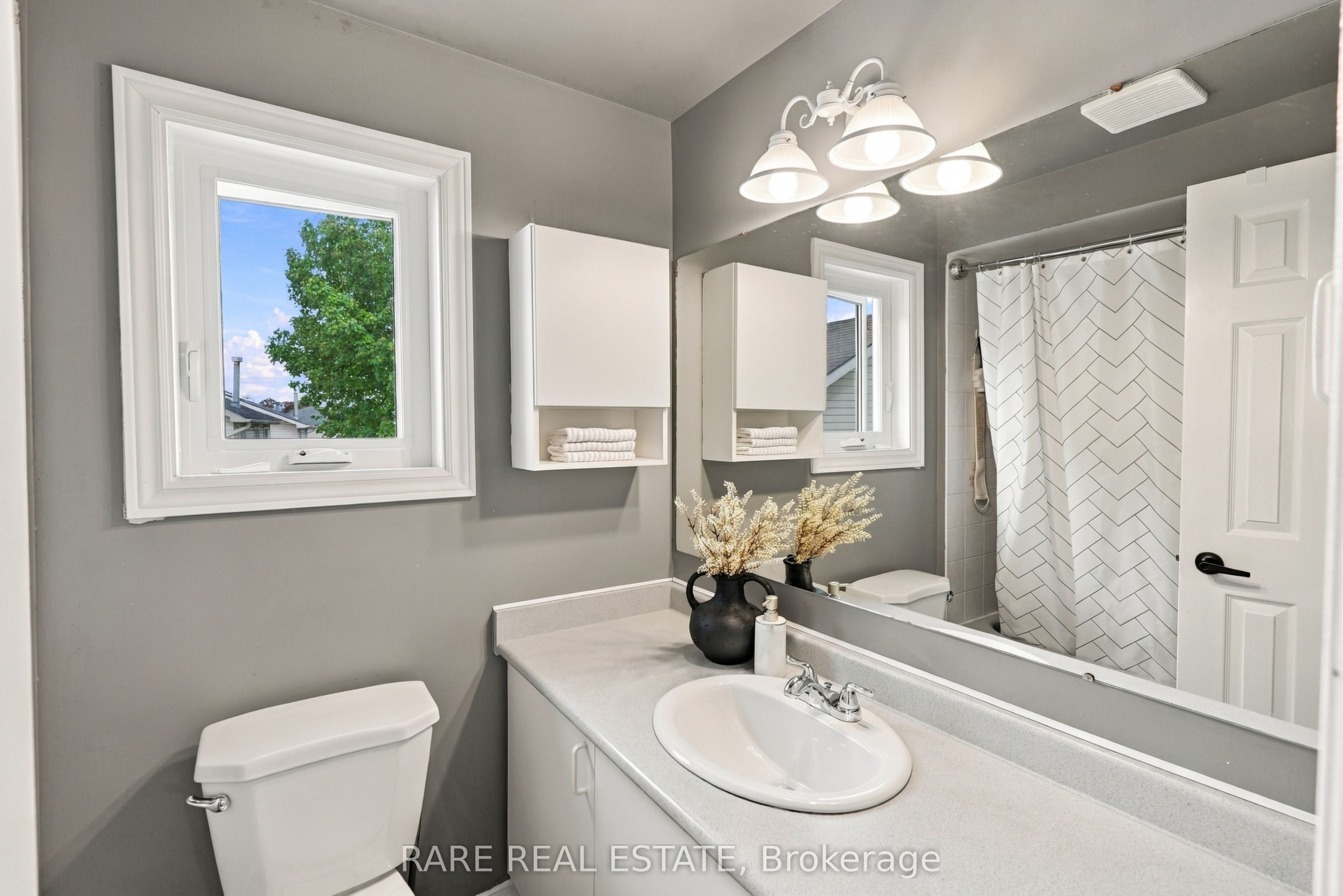 57 Fenwick Avenue Property Photo 28