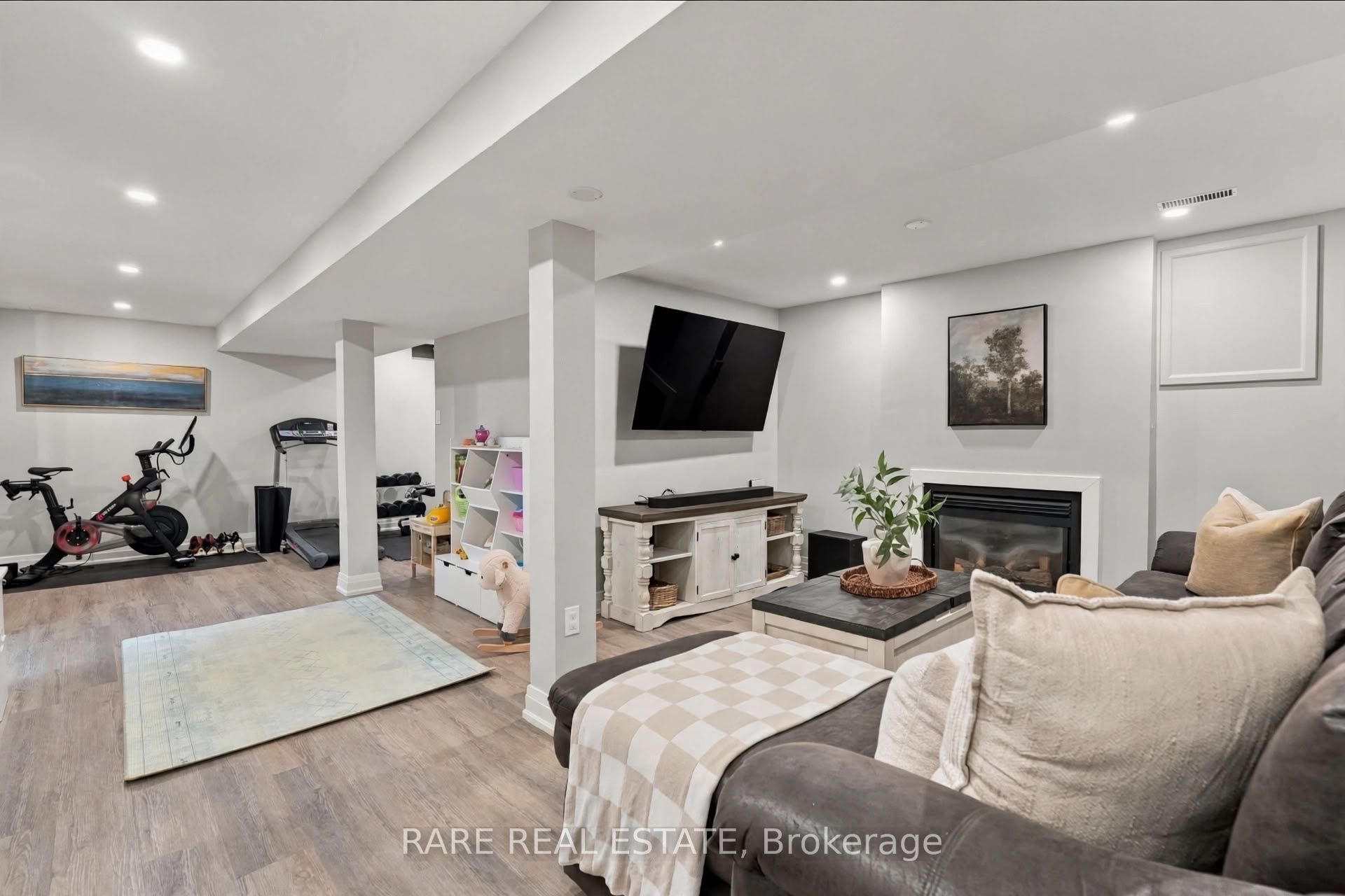 57 Fenwick Avenue Property Photo 35