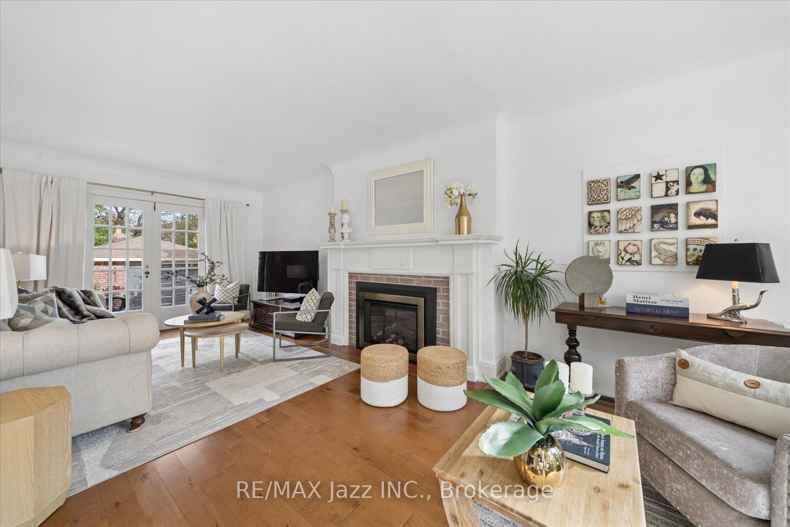 621 Masson Street Property Photo 11