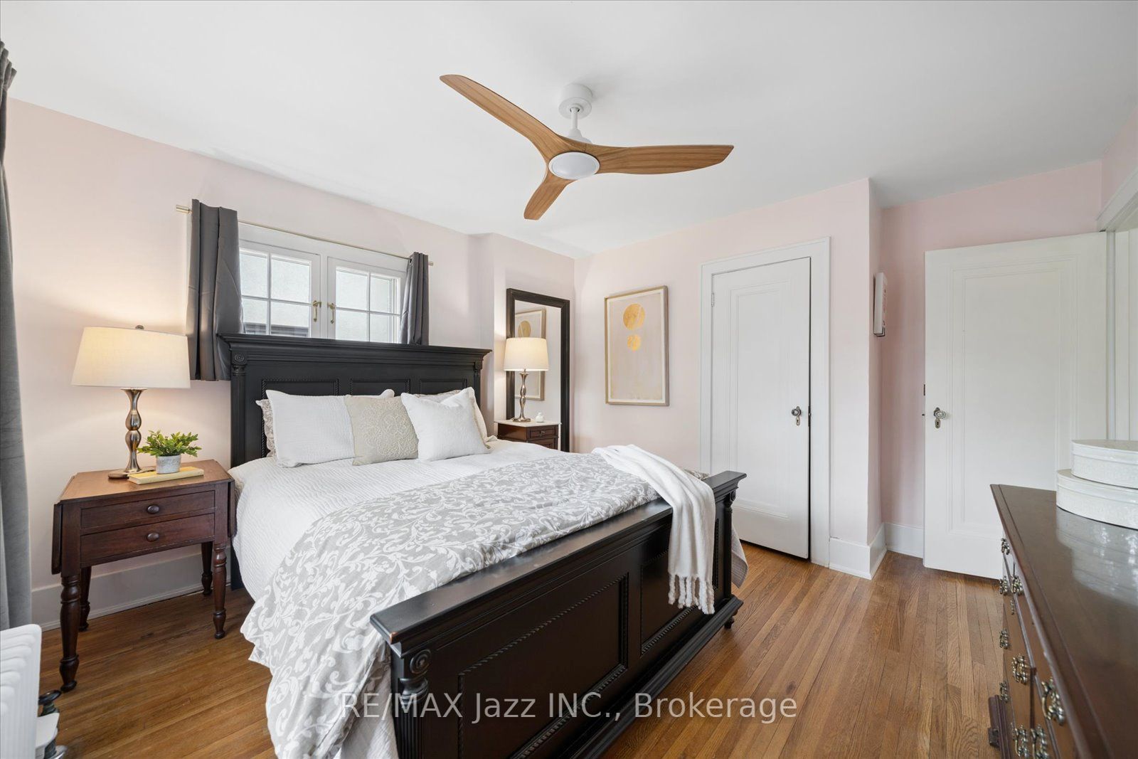 621 Masson Street Property Photo 28