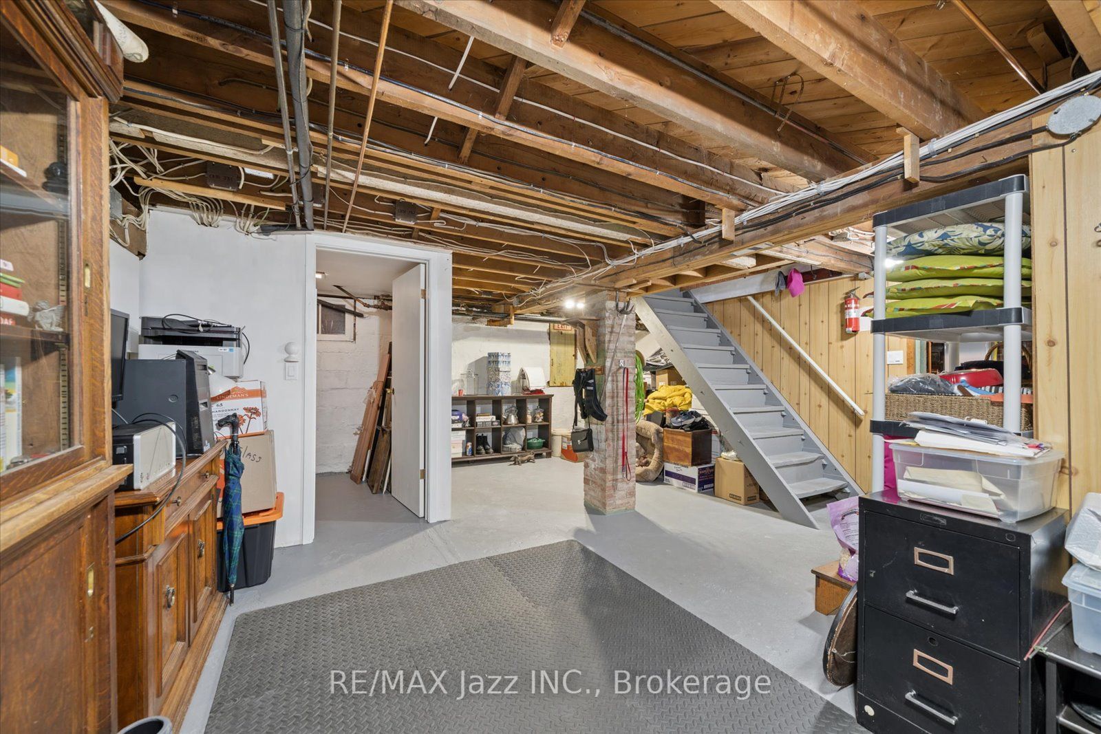 621 Masson Street Property Photo 38