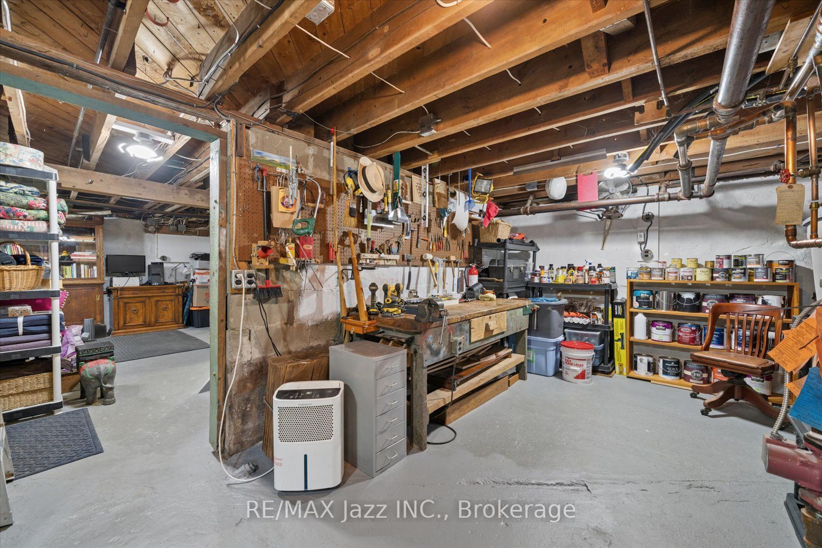 621 Masson Street Property Photo 40