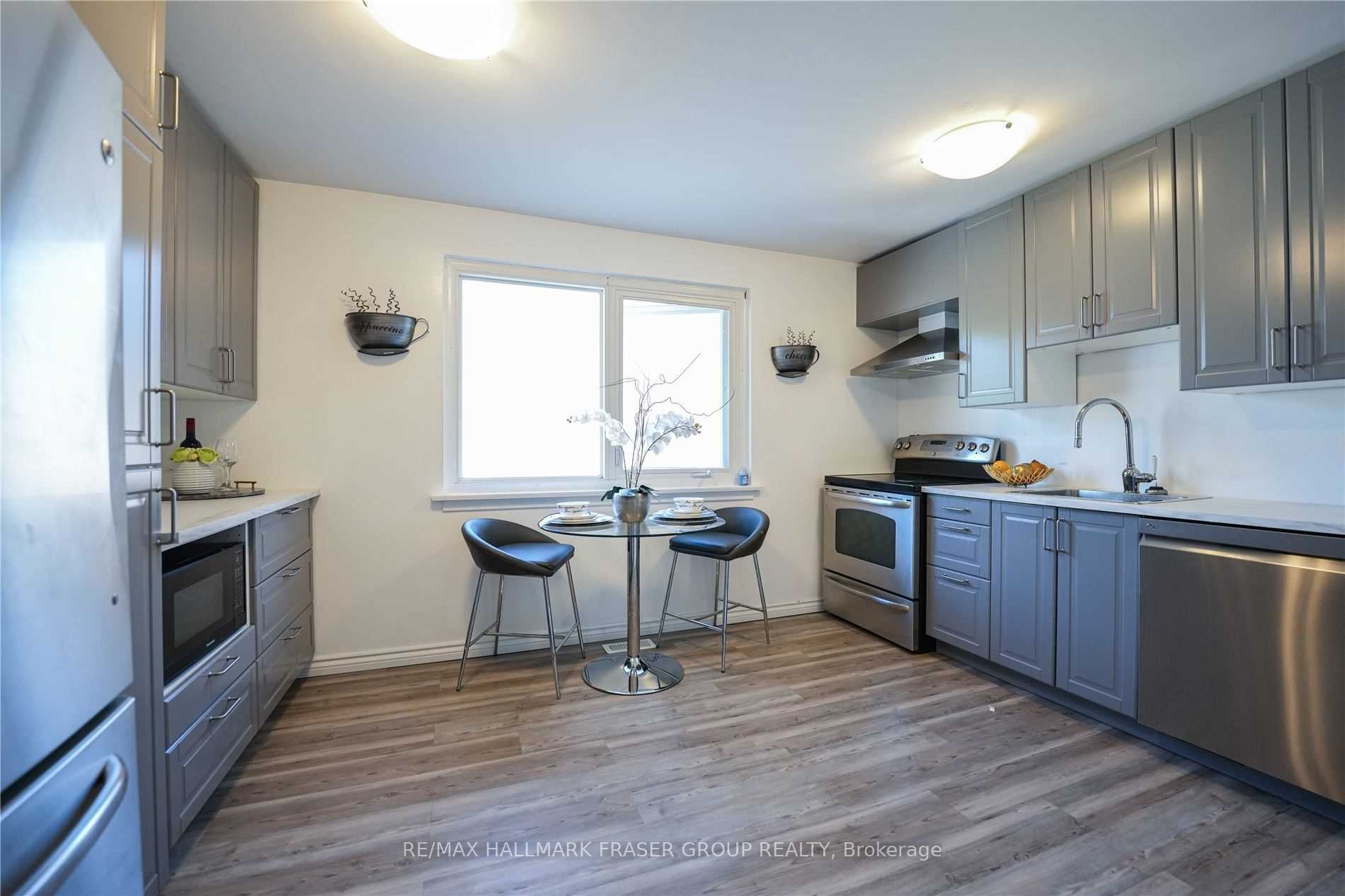 92 Overture Road Property Photo 5