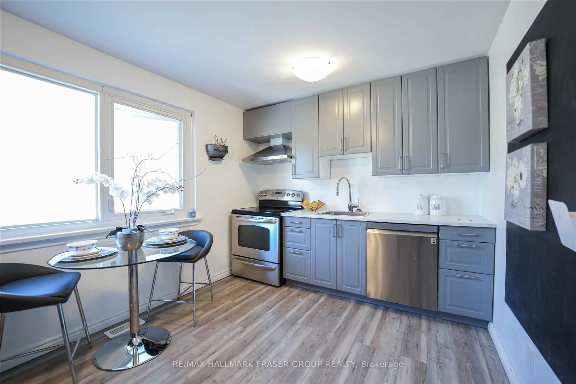 92 Overture Road Property Photo 7
