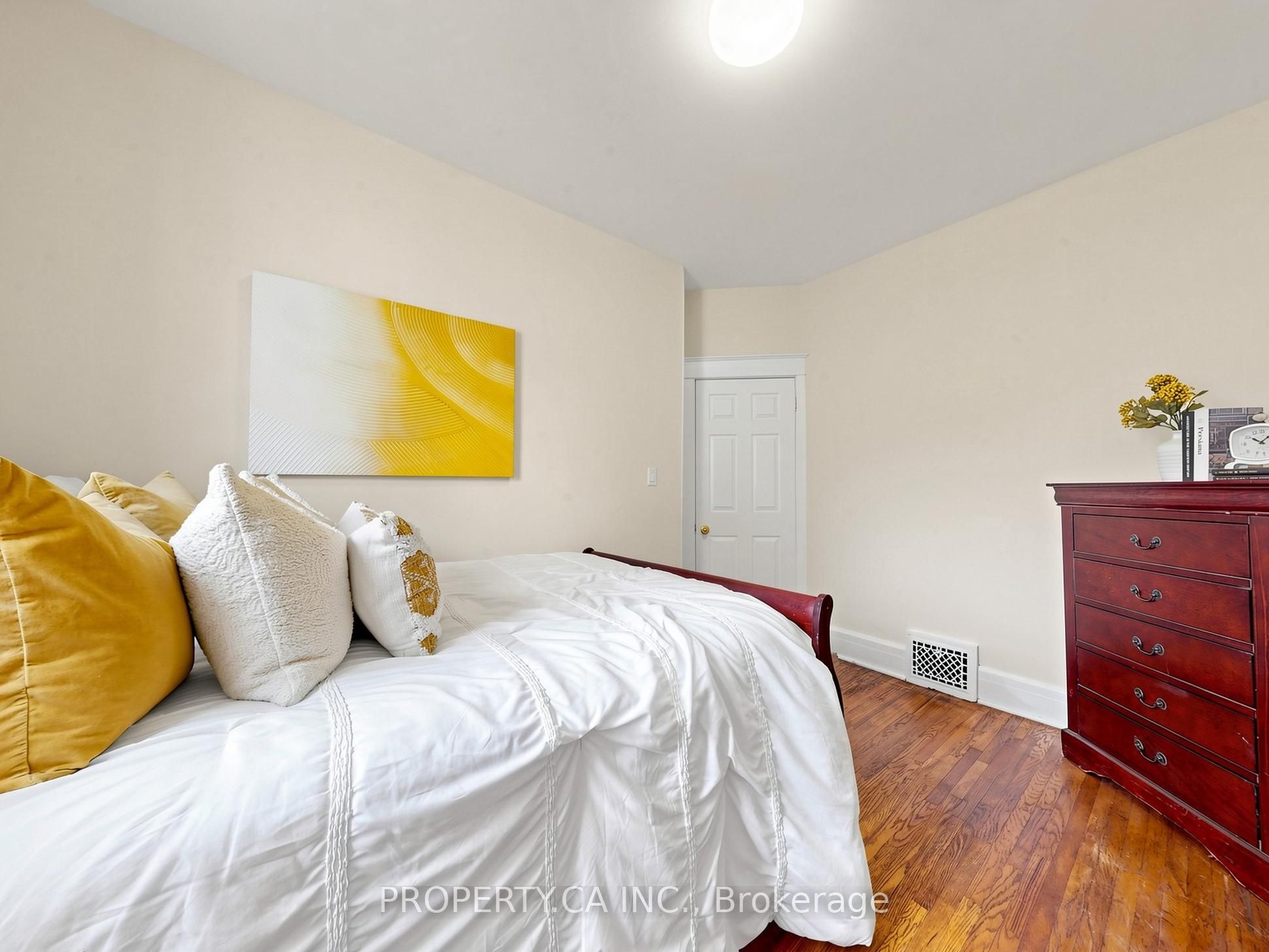 205 Dearborn Avenue Property Photo 24