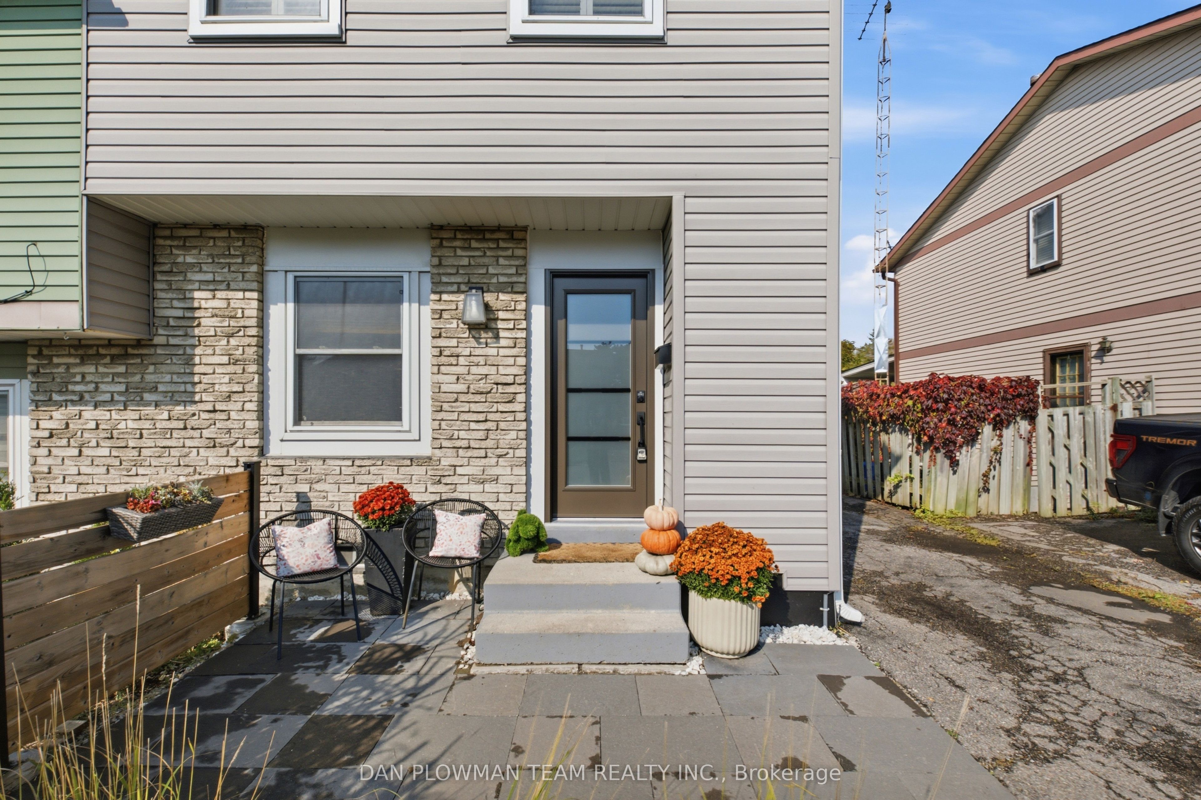 1204 Southdale Avenue Property Photo 2