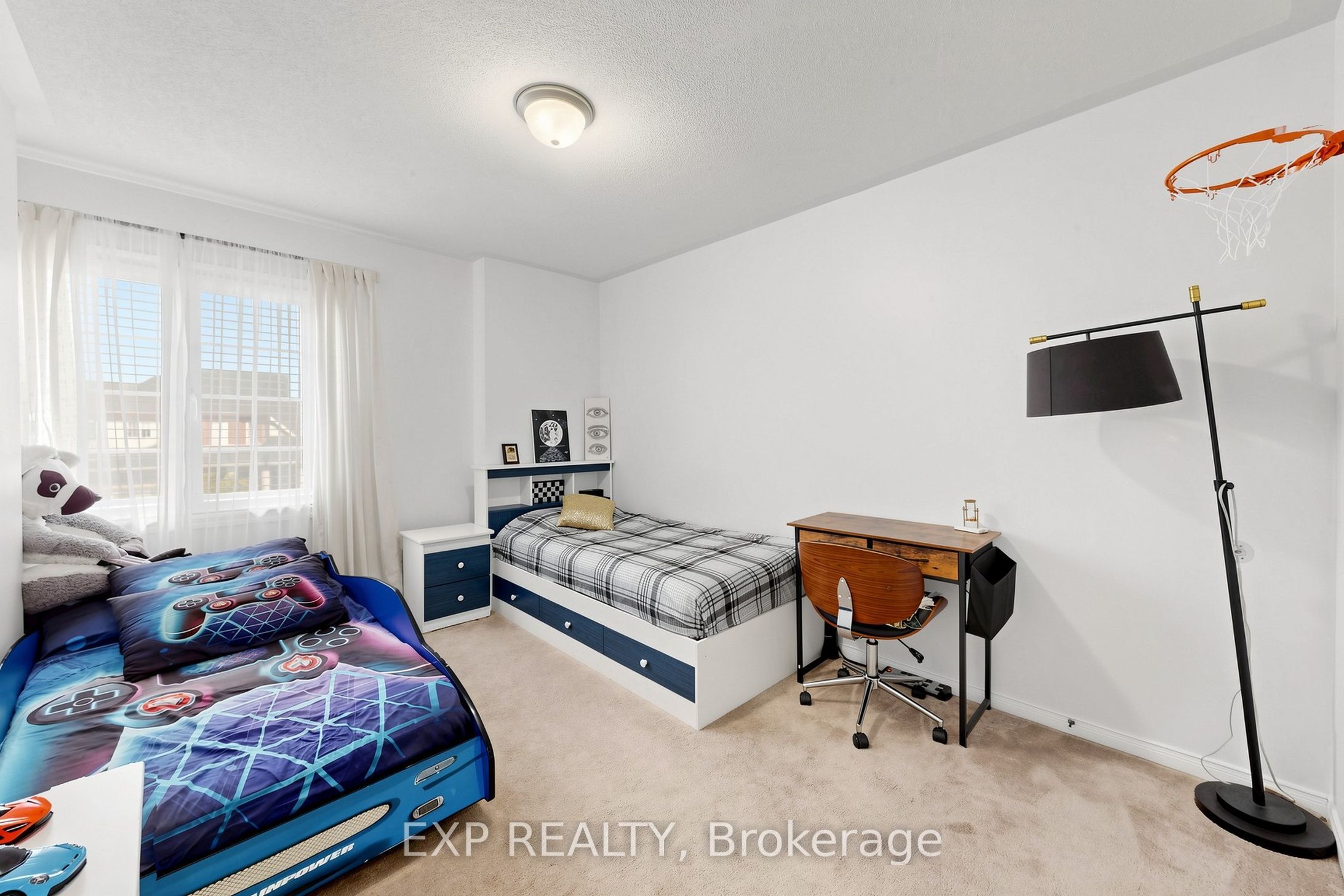 85 Sidney Rundle Avenue Property Photo 17