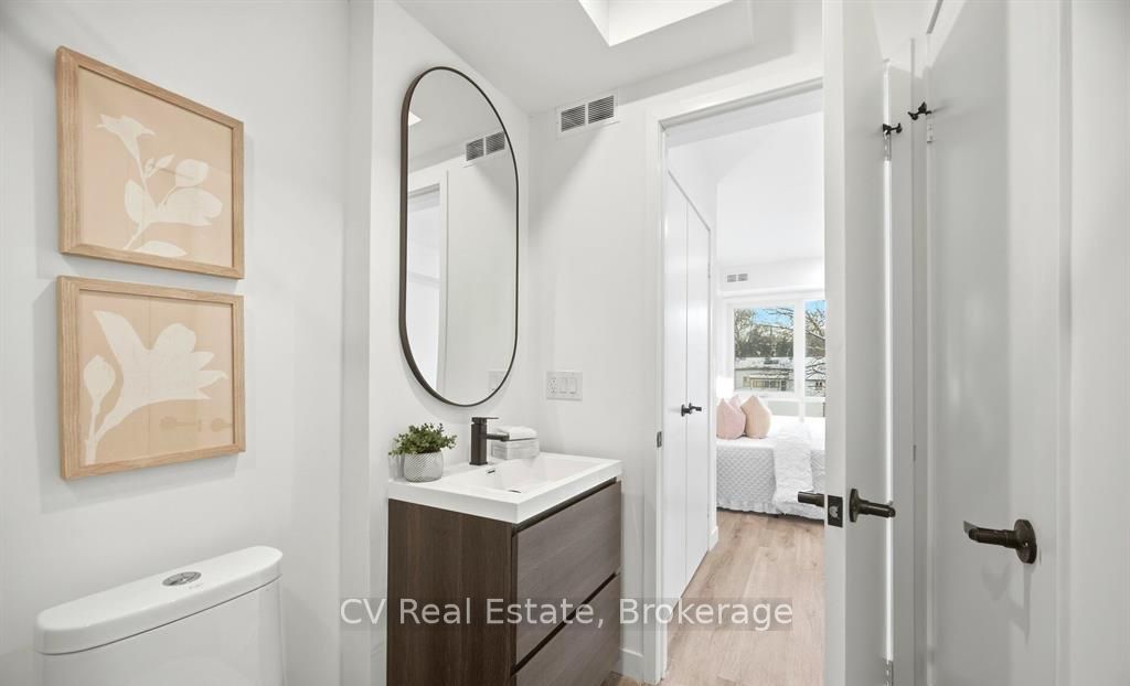 61 Orchard Park 403 Property Photo 25
