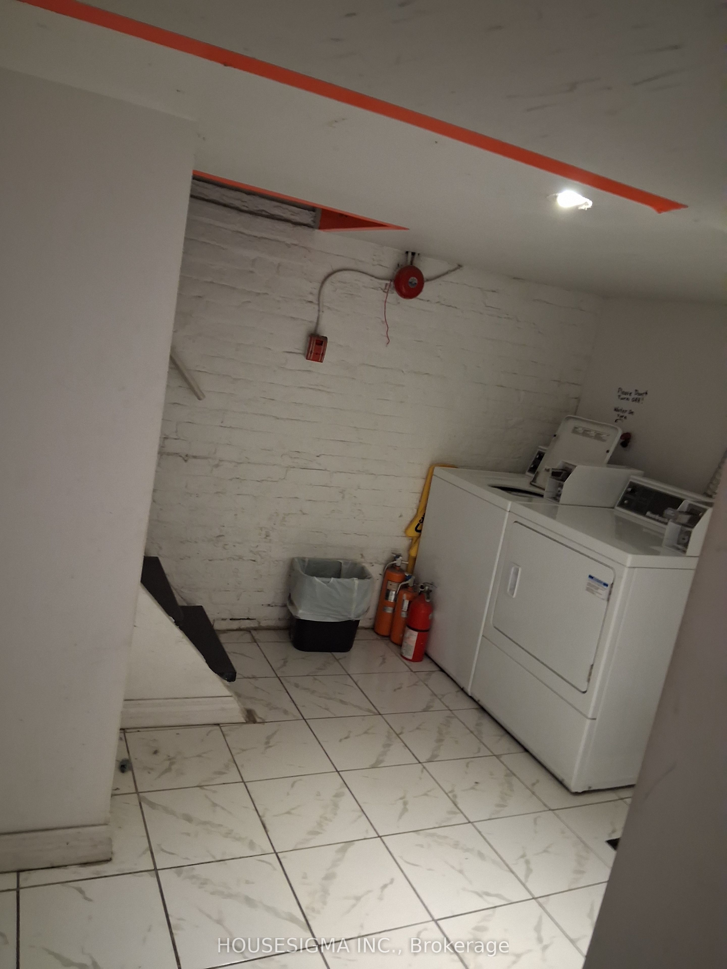 888 Dundas Street E Property Photo 28