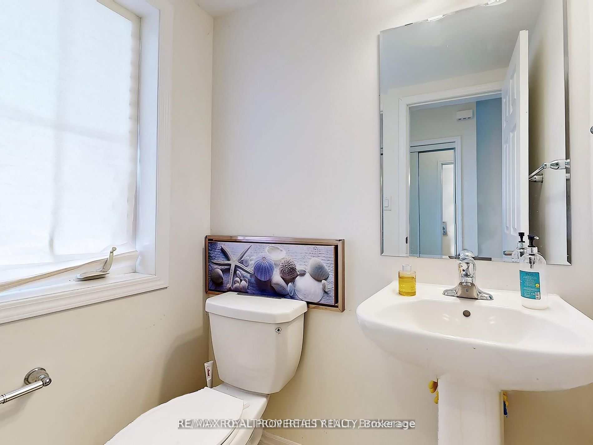 103 Westfield Drive Property Photo 17
