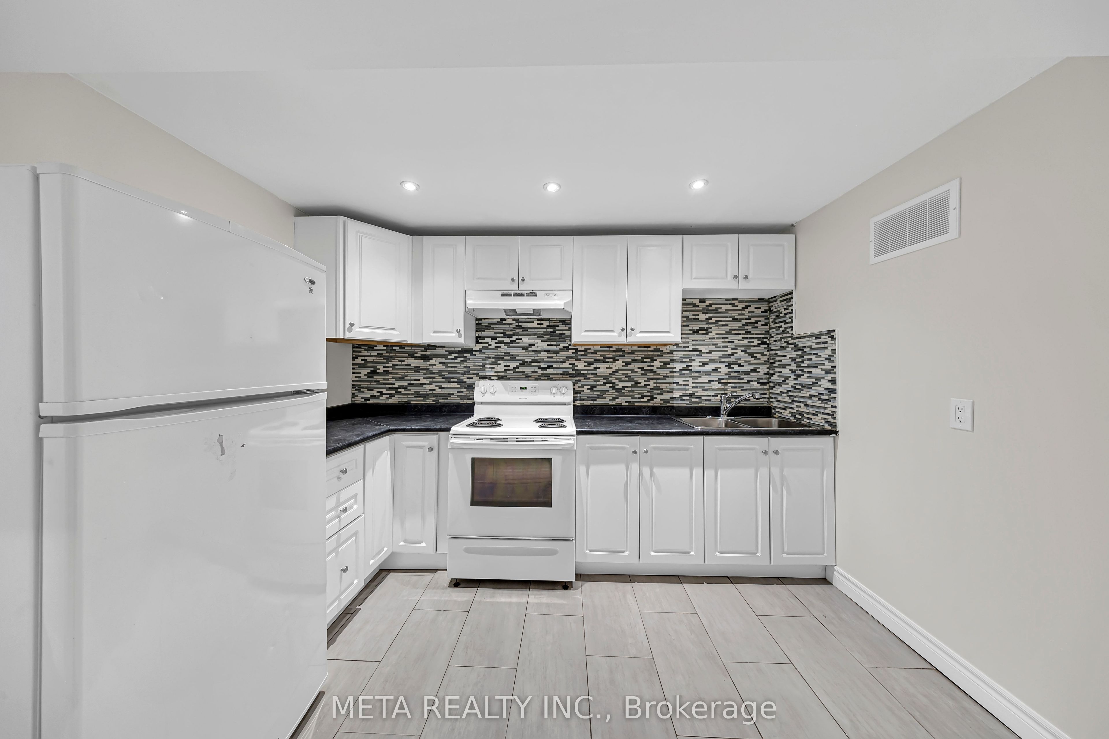 152 Generation Boulevard Property Photo 24