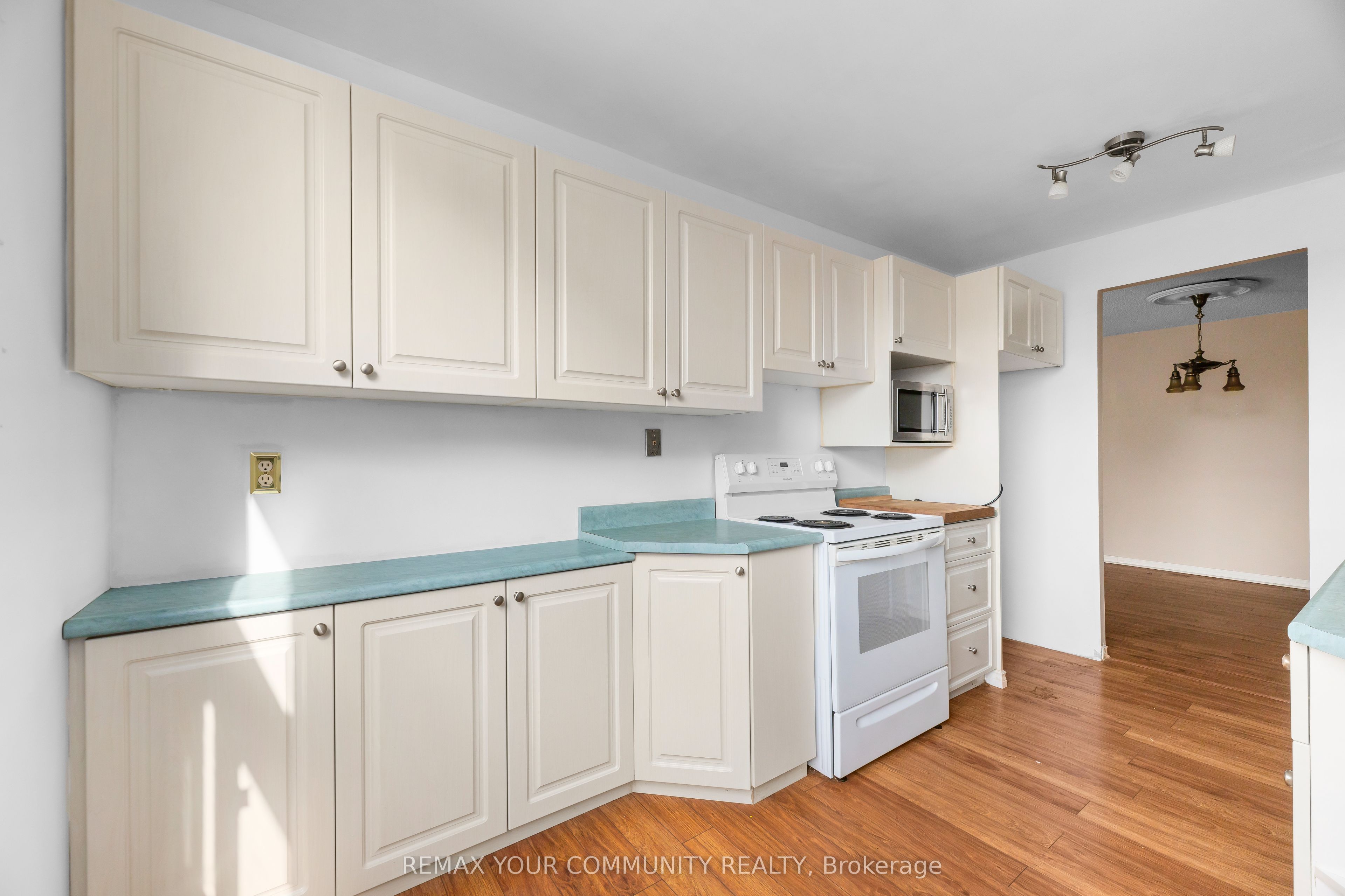 44 Falby Court 308 Property Photo 8