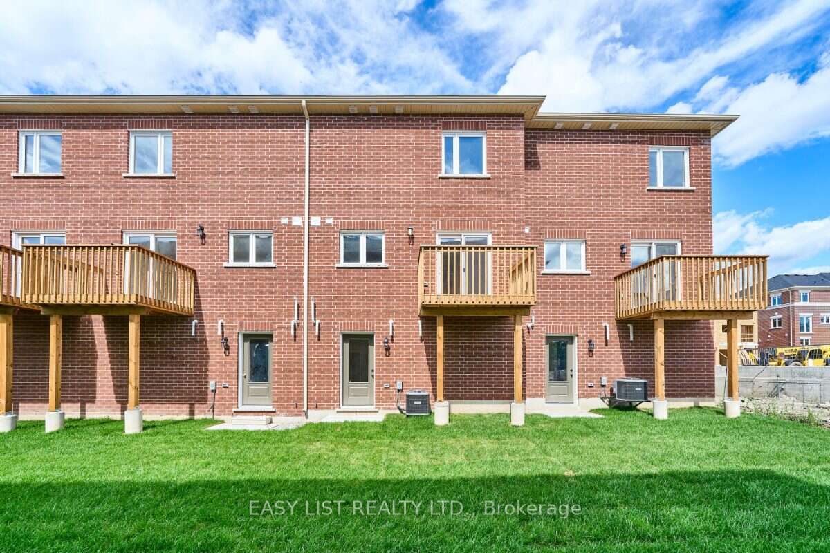 27 Nady Lane Property Photo 6