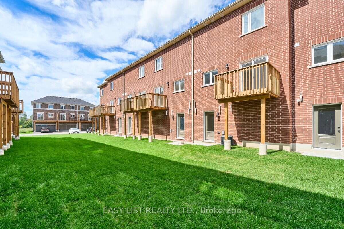 27 Nady Lane Property Photo 7