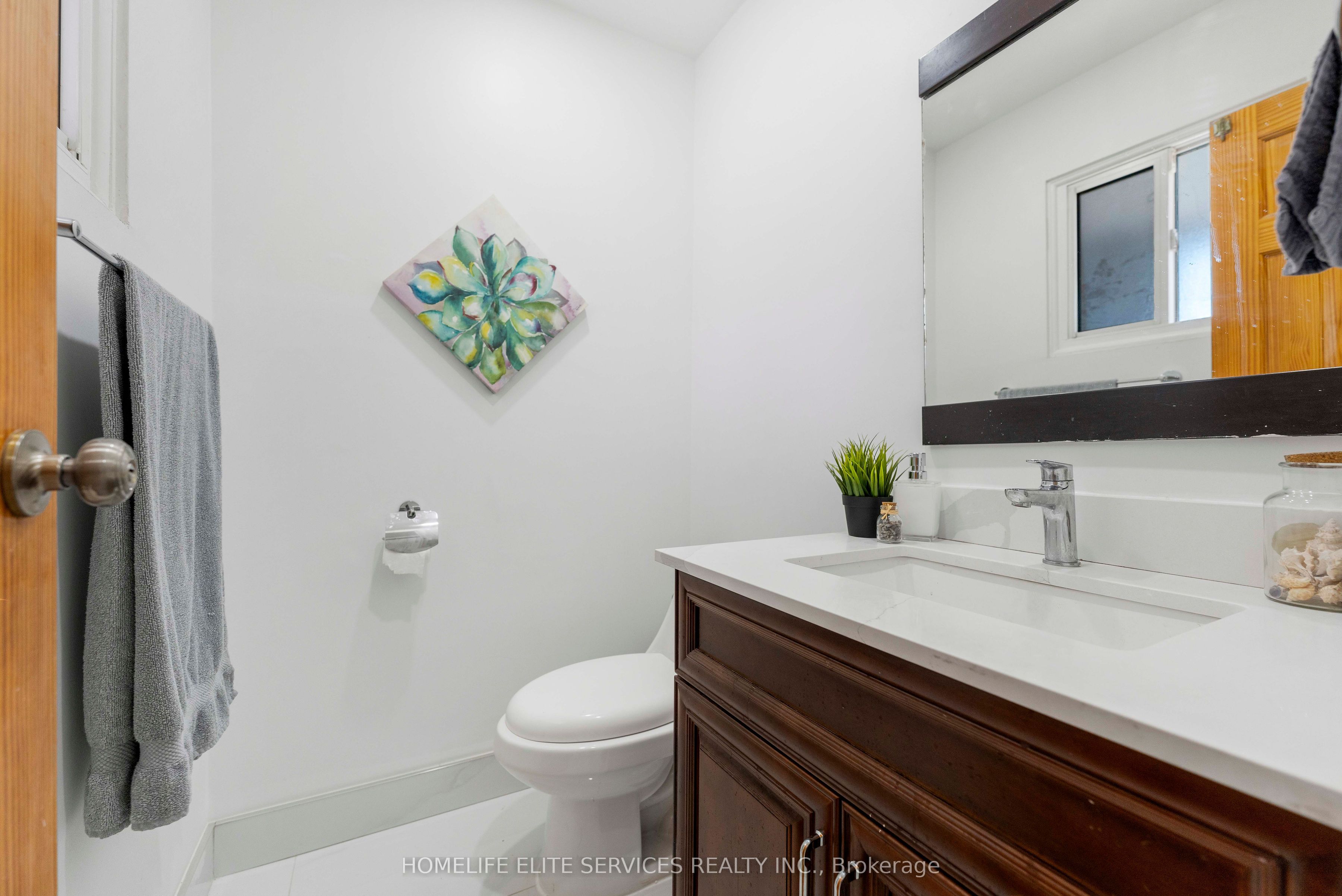 44 Greenhedges Court Property Photo 10