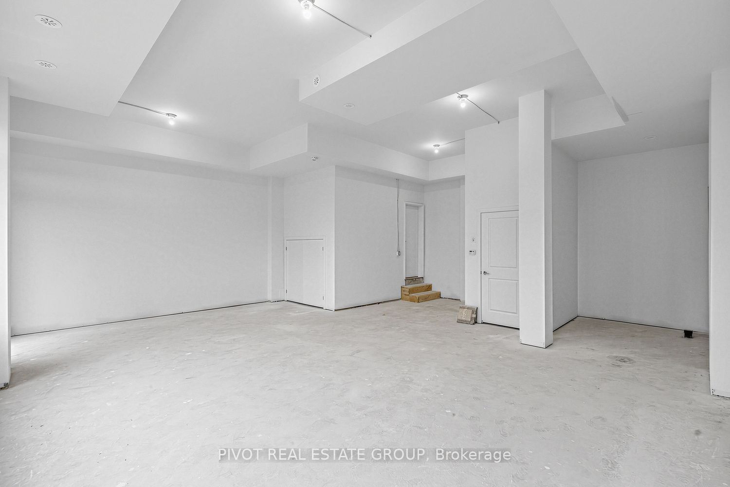 4 Upper Paradise Way Property Photo 6