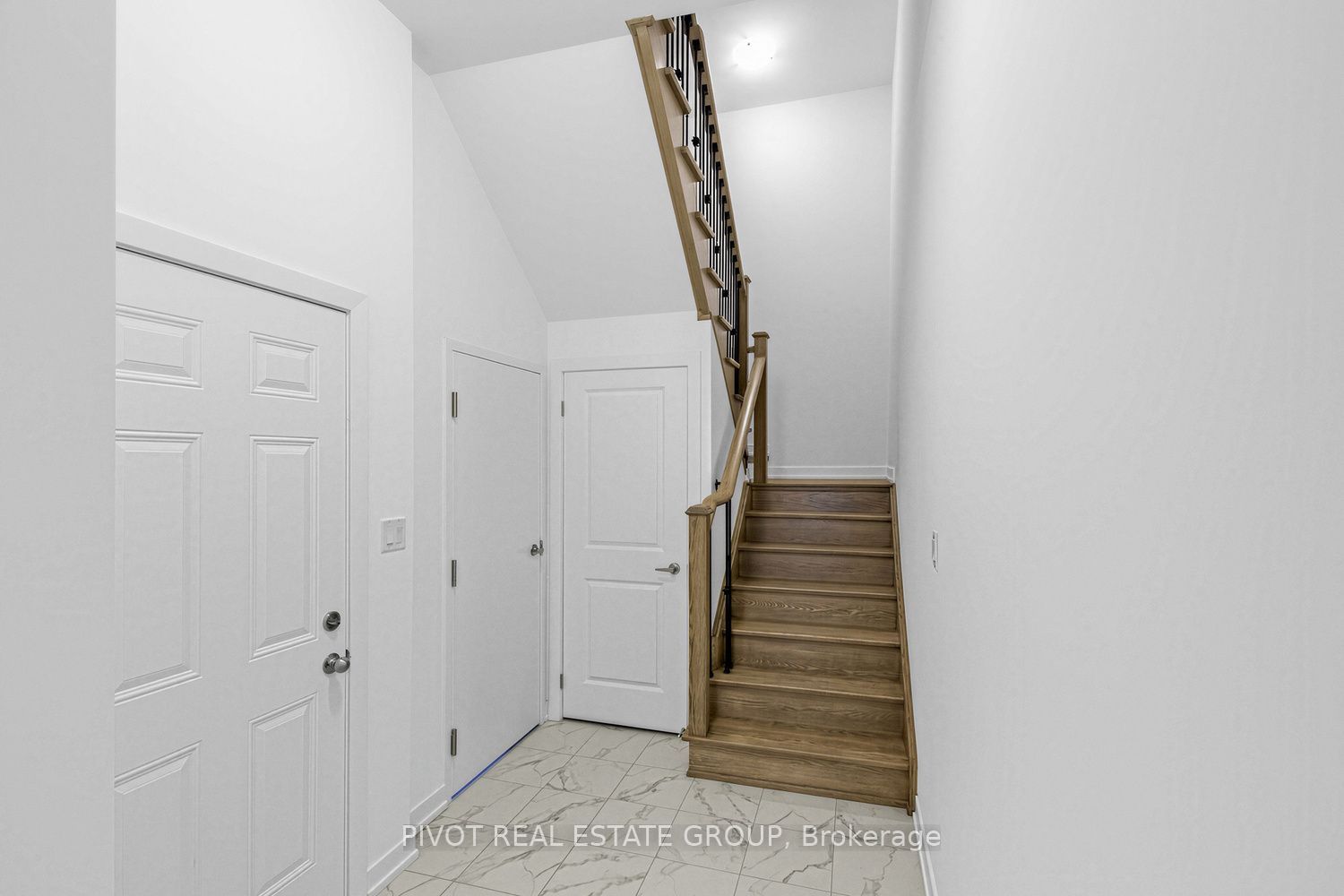 4 Upper Paradise Way Property Photo 8