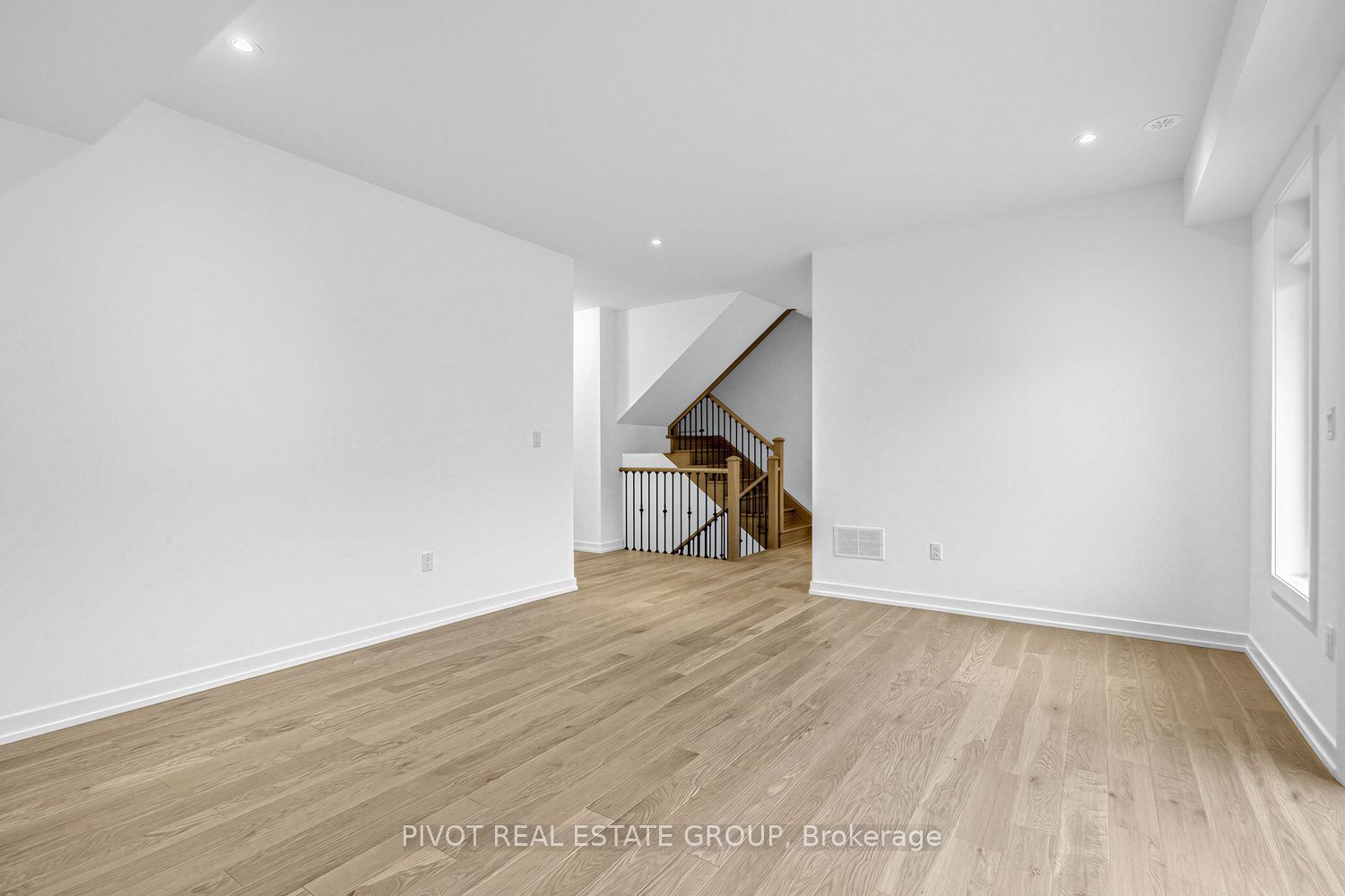 4 Upper Paradise Way Property Photo 11