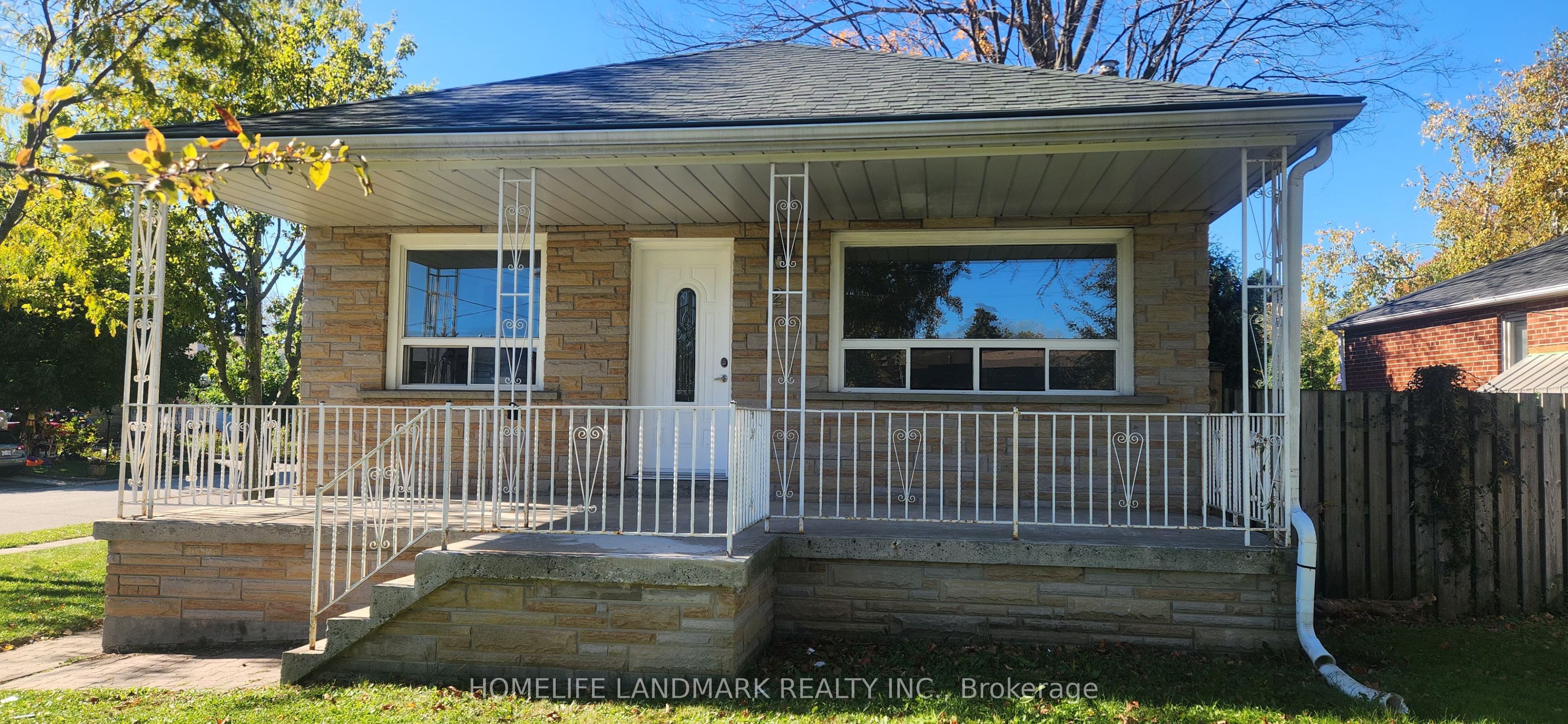 2 Tardree Place Main Property Photo 2