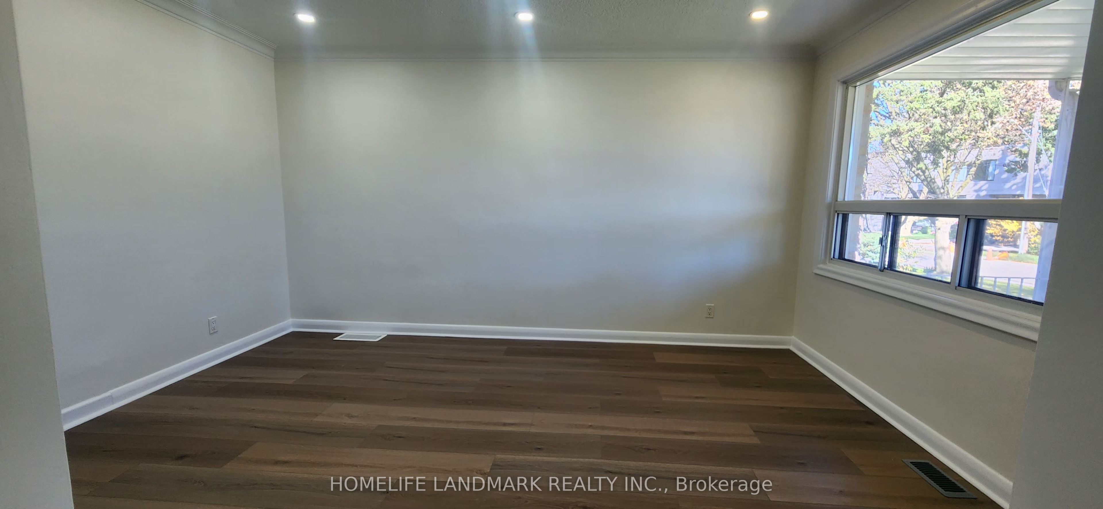 2 Tardree Place Main Property Photo 9