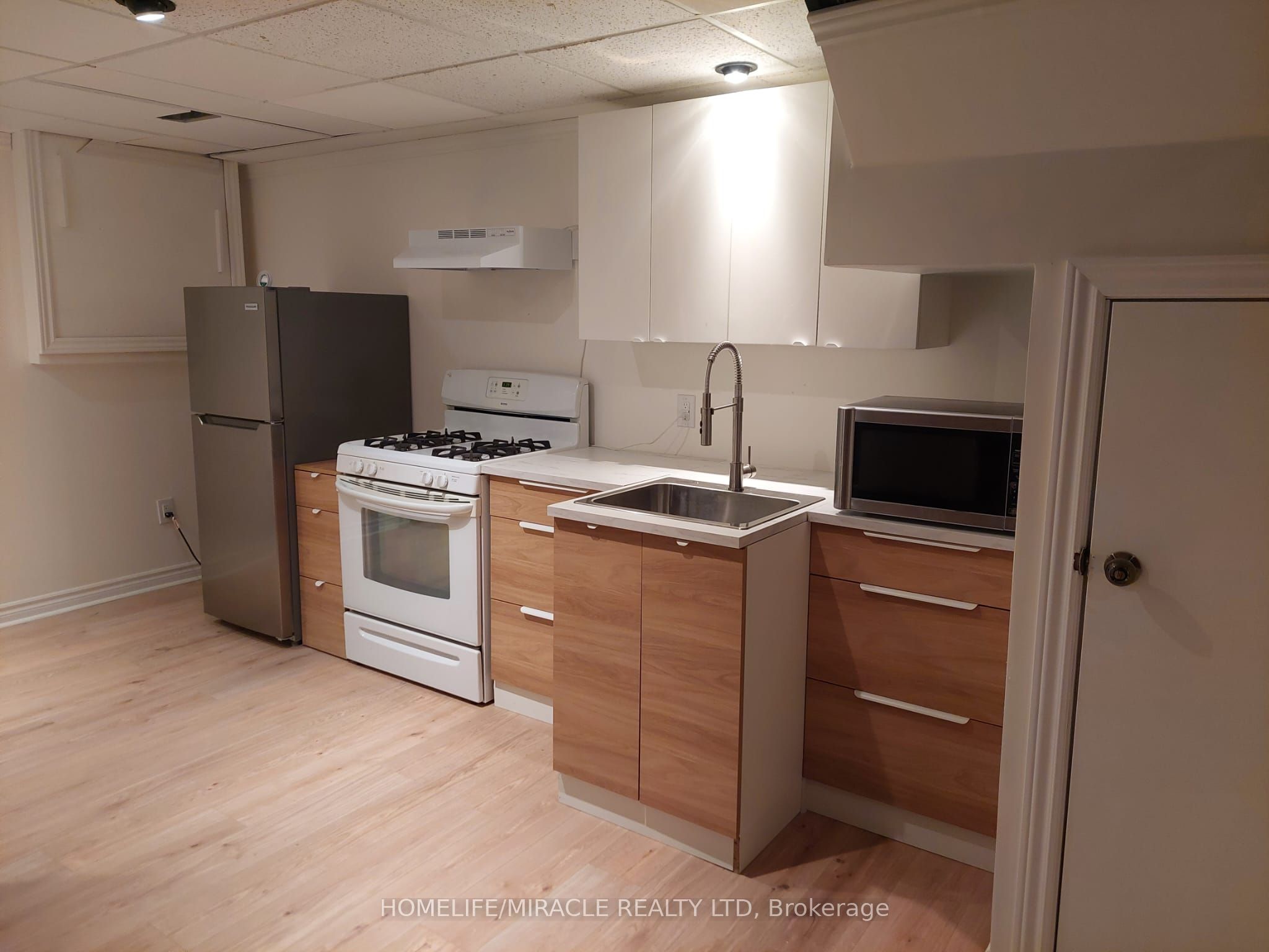703 Tennyson Avenue Bsmt Property Photo 4