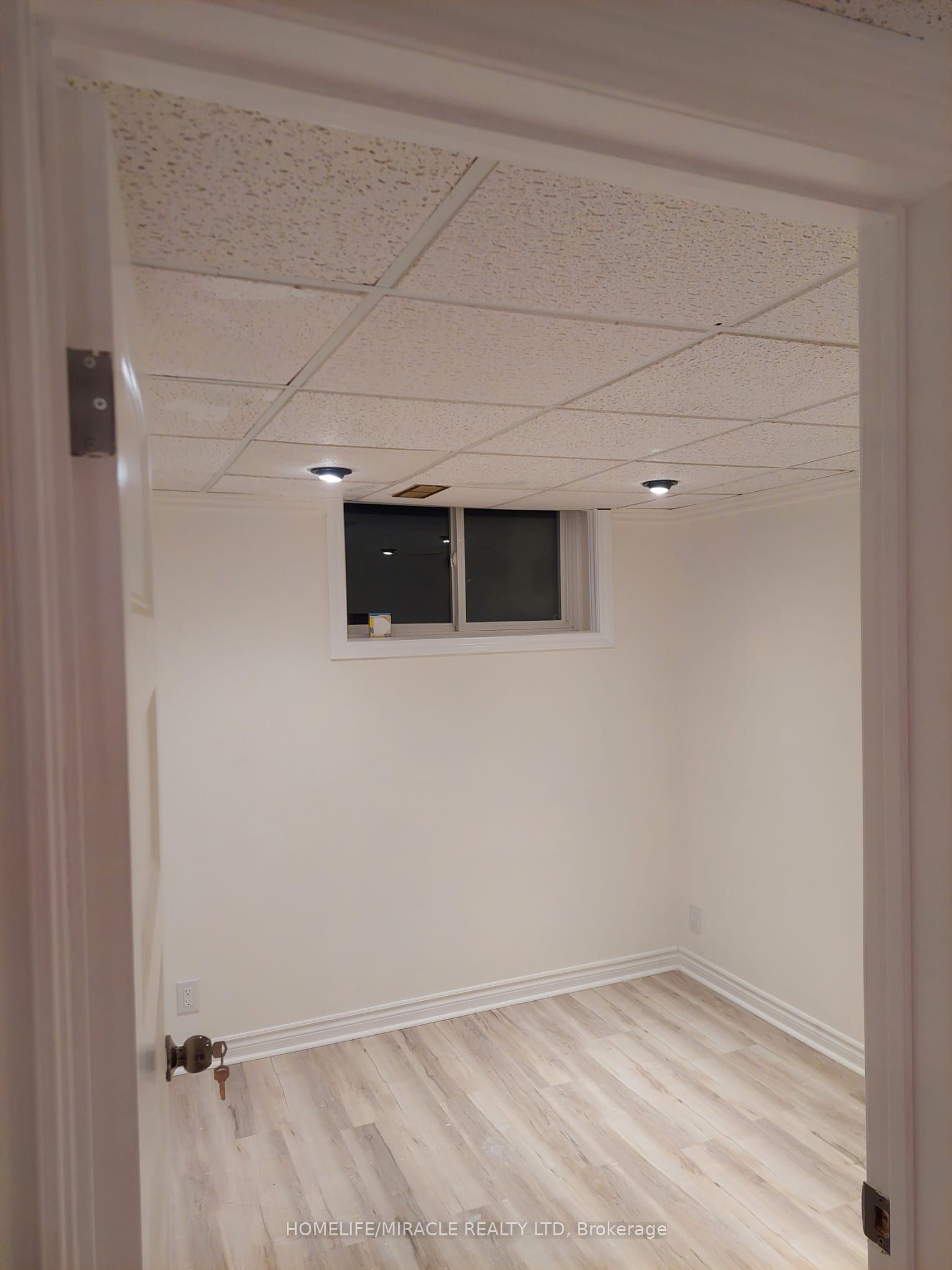 703 Tennyson Avenue Bsmt Property Photo 14