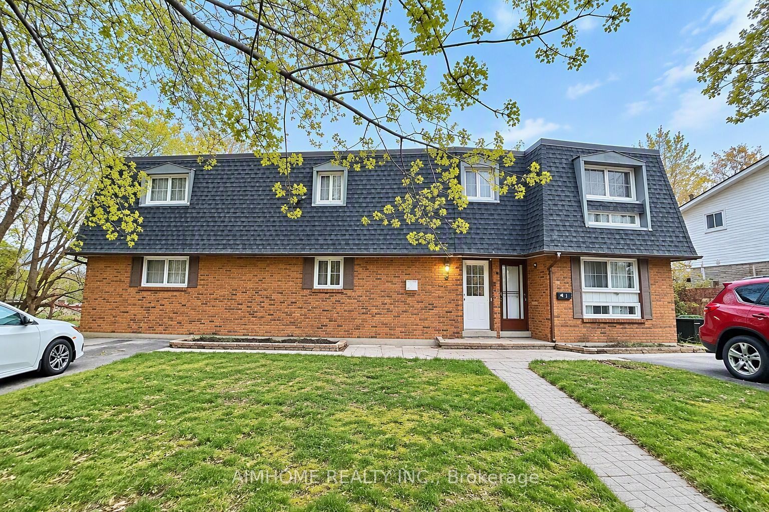 475 Grenfell Street 1 Property Photo 2