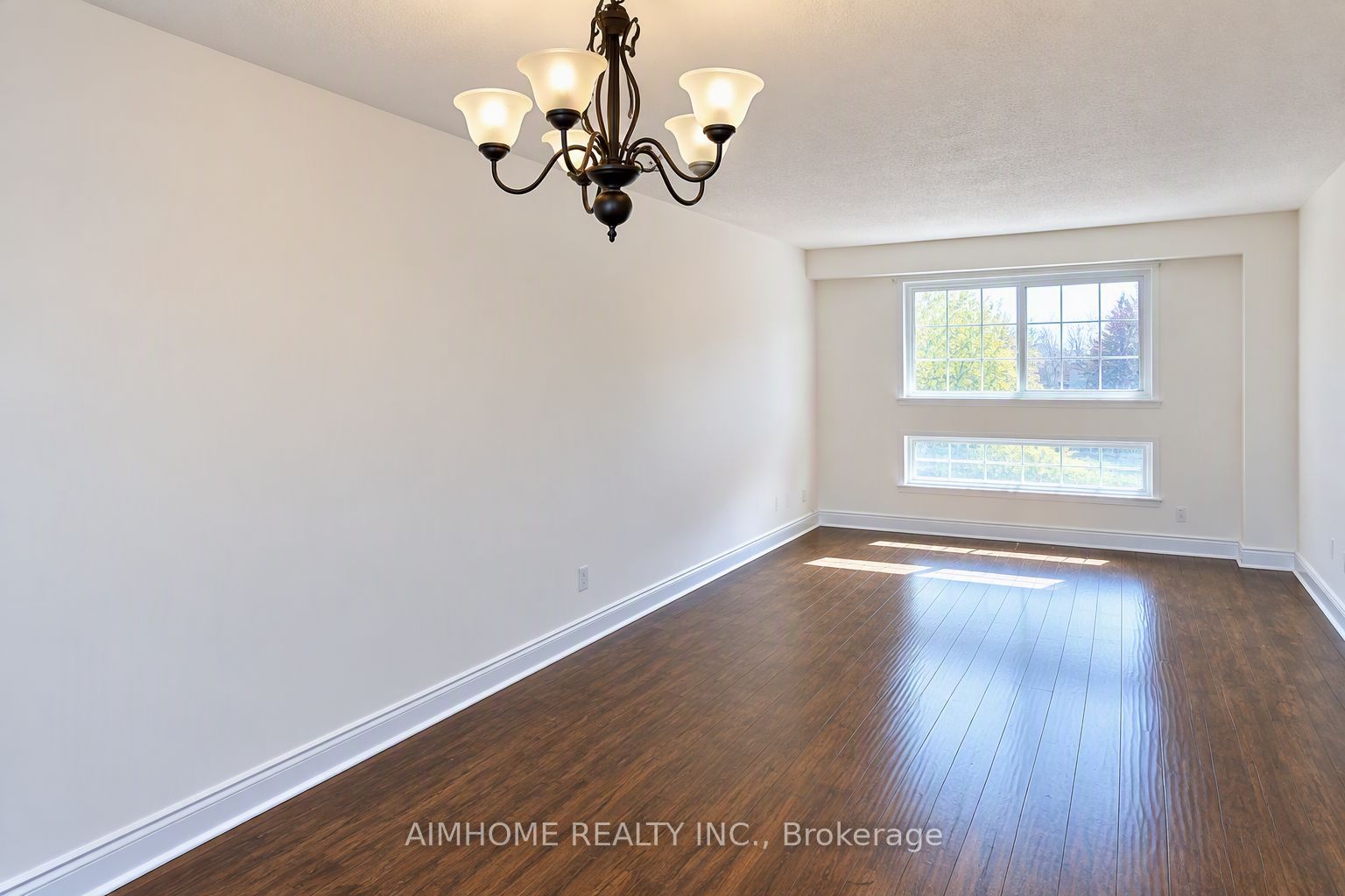 475 Grenfell Street 1 Property Photo 6